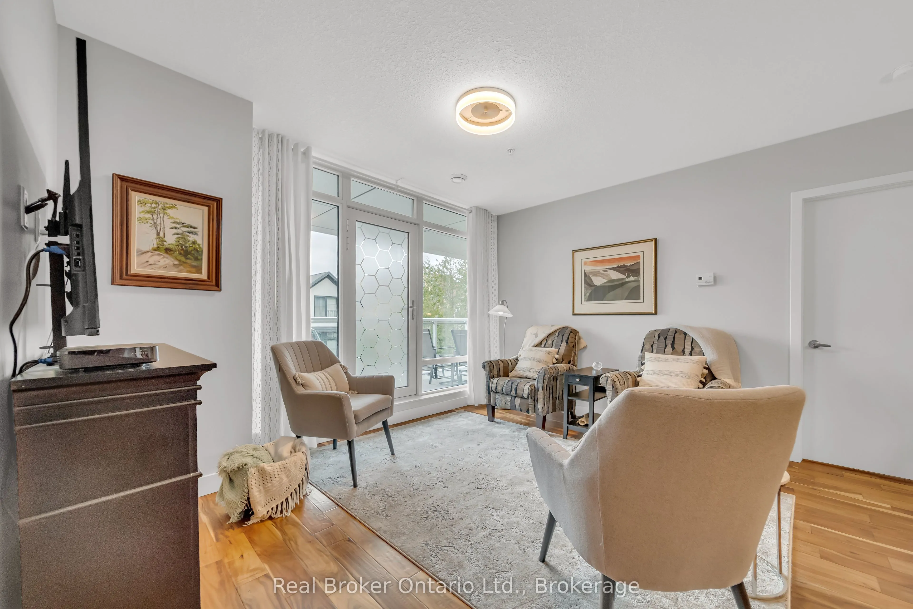 188 King Street S, #214