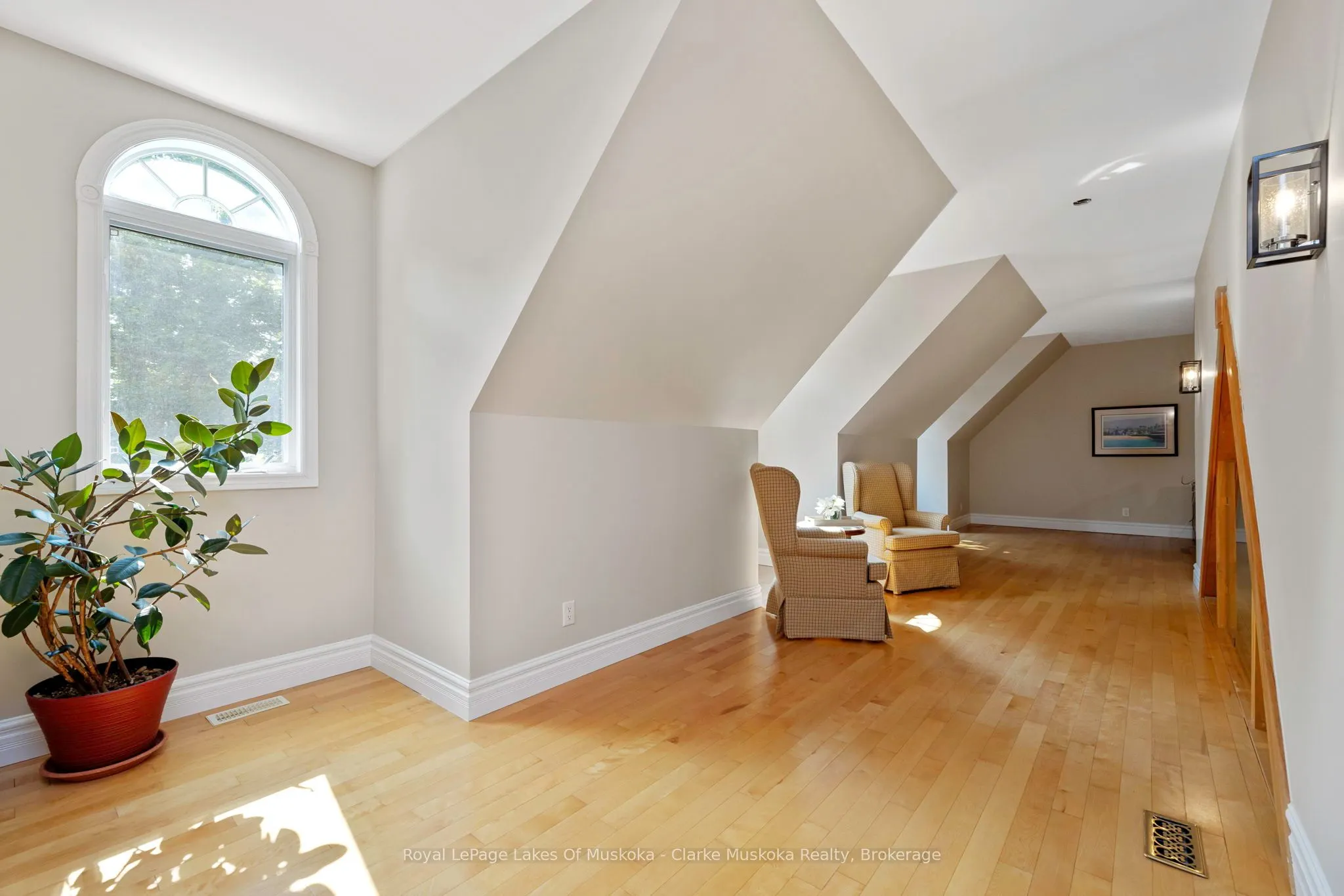 1259 GOLF COURSE Road