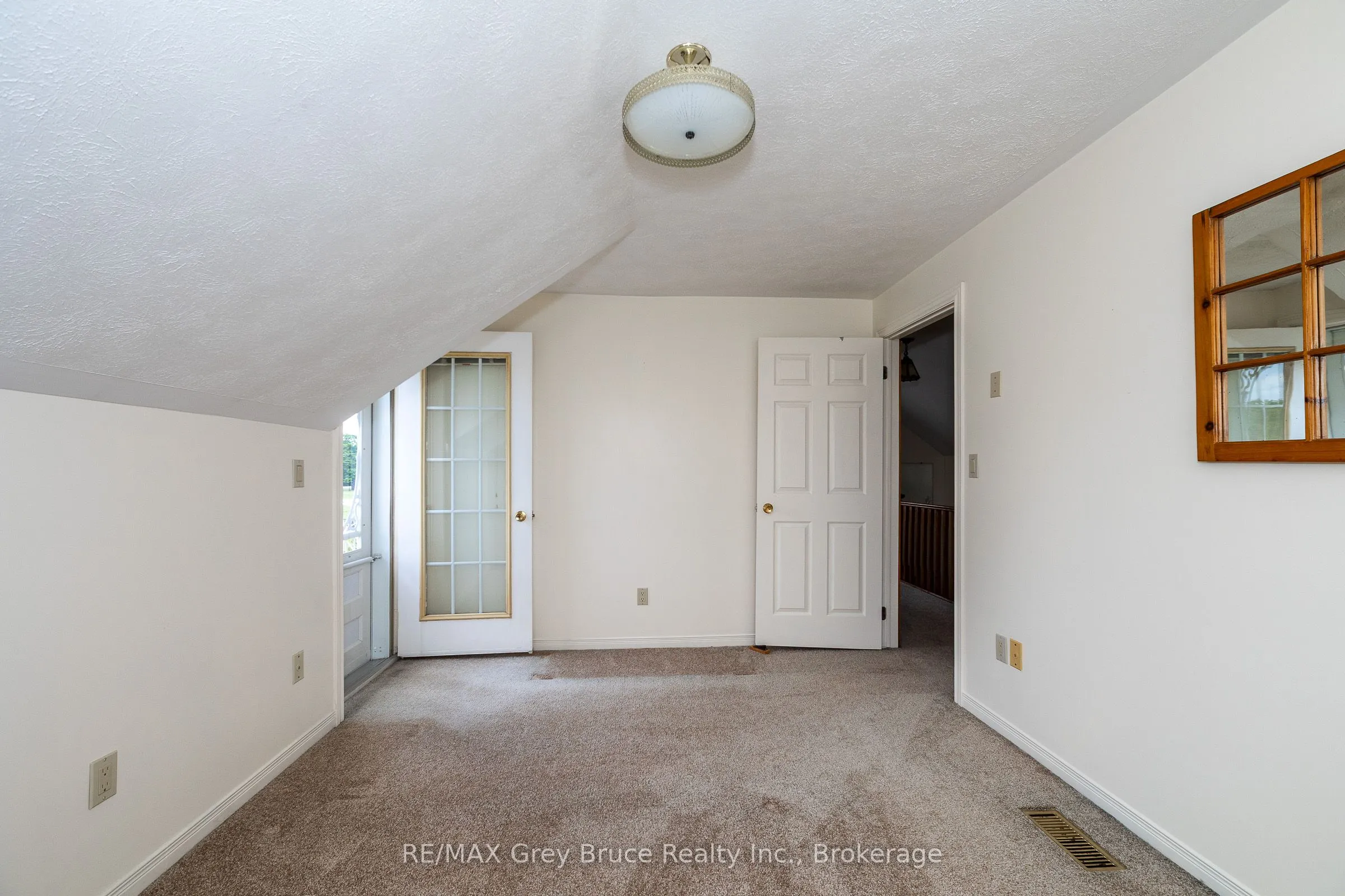 319144 Grey Road 1