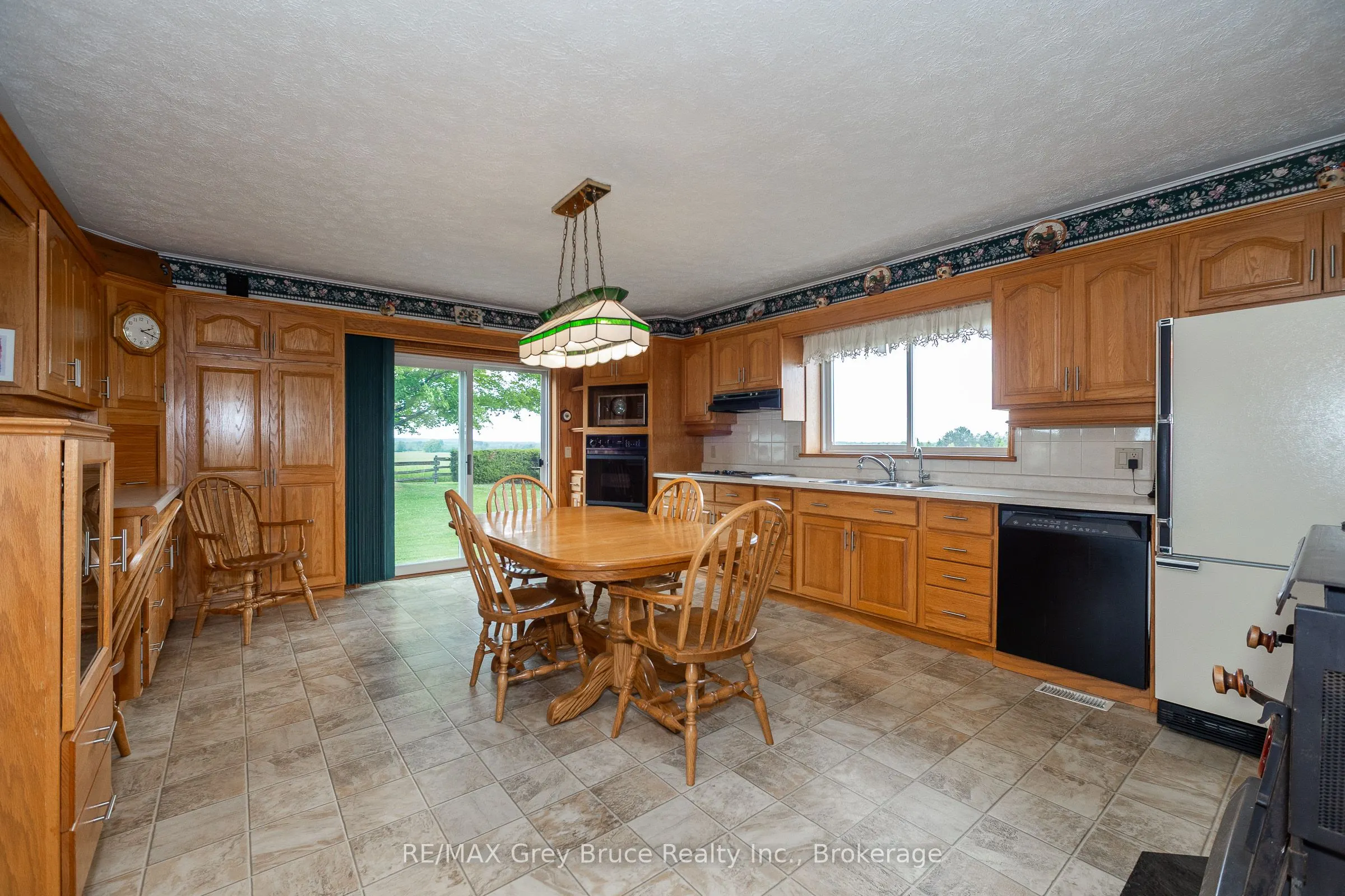 319144 Grey Road 1
