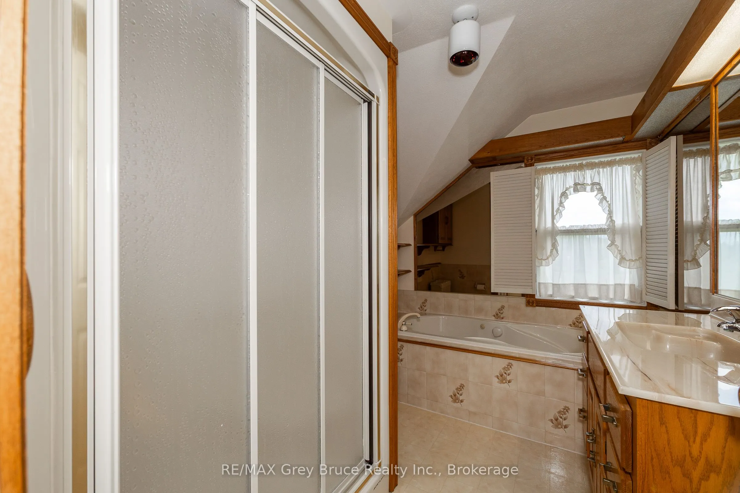 319144 Grey Road 1