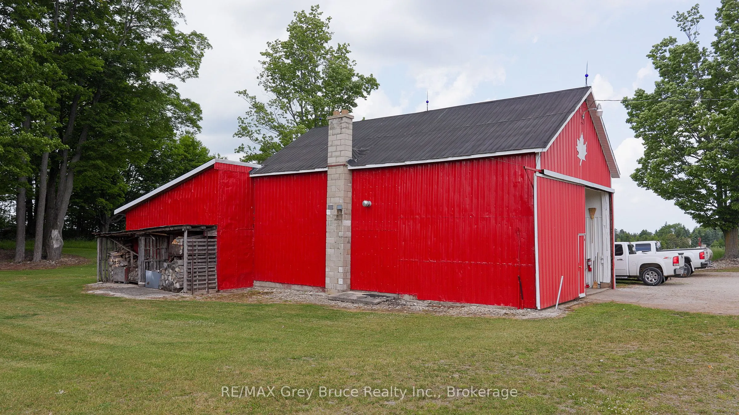 319144 Grey Road 1