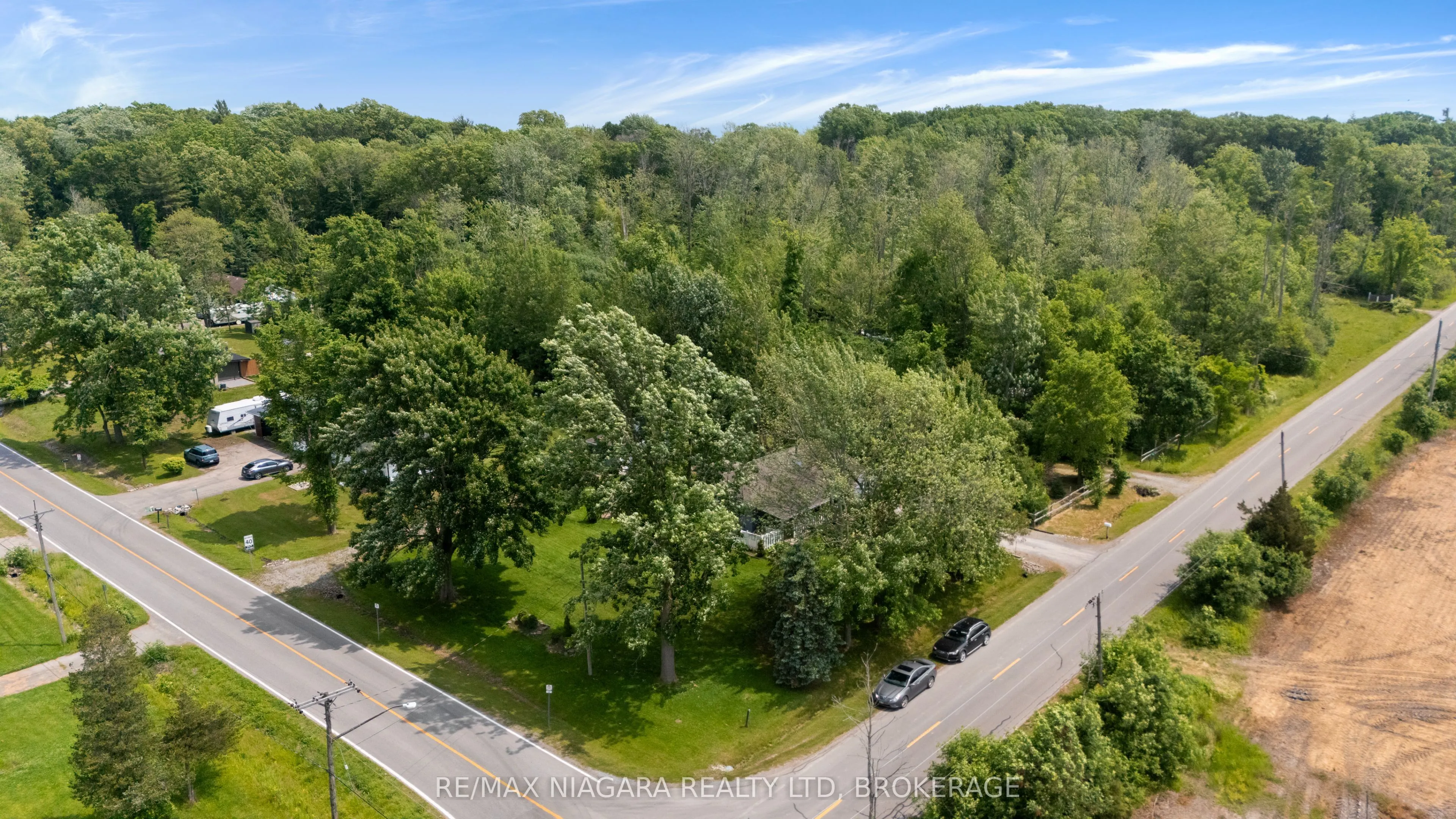 527 Pinecrest Road