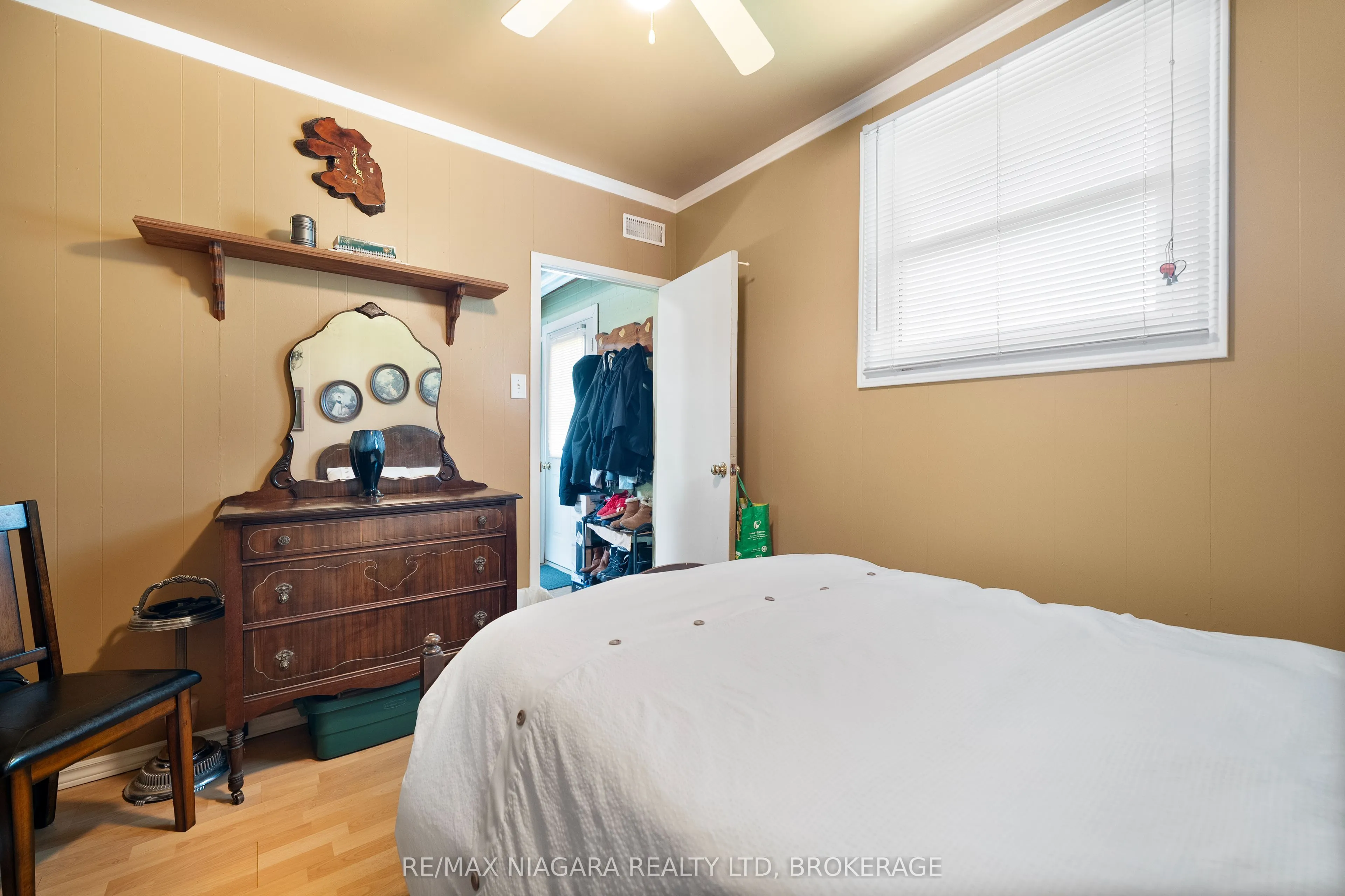 527 Pinecrest Road