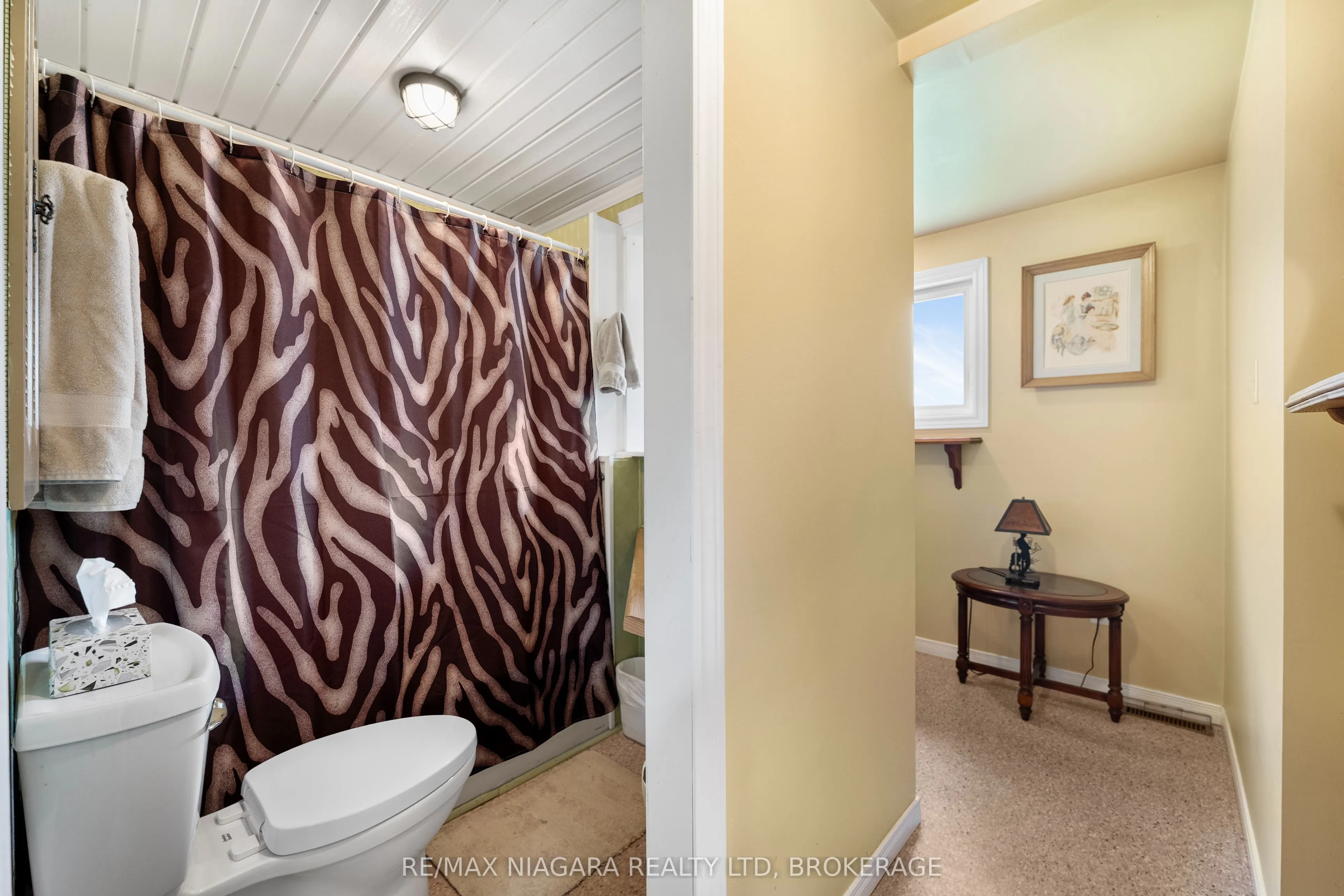 527 Pinecrest Road