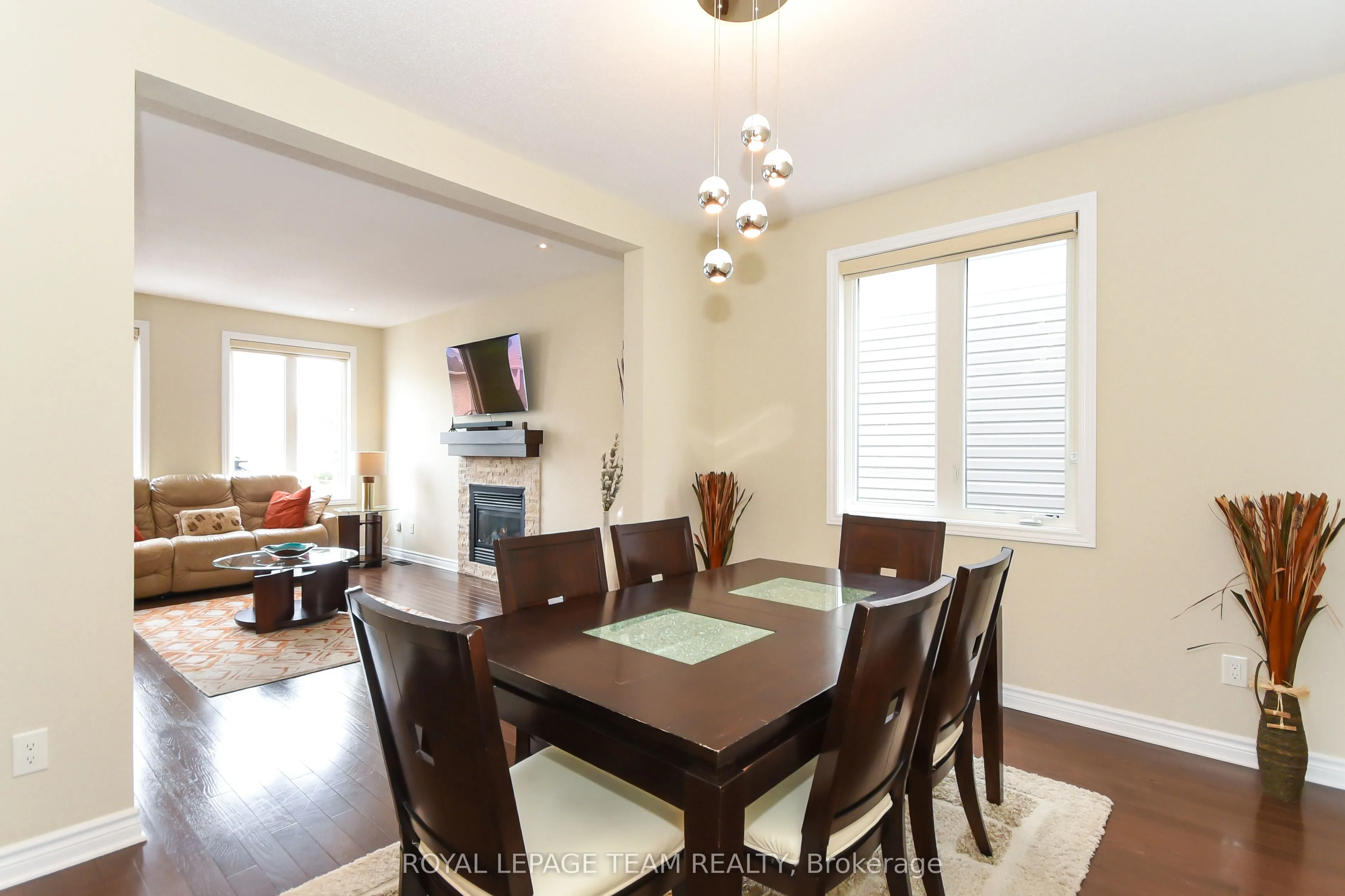 3519 Woodroffe Avenue