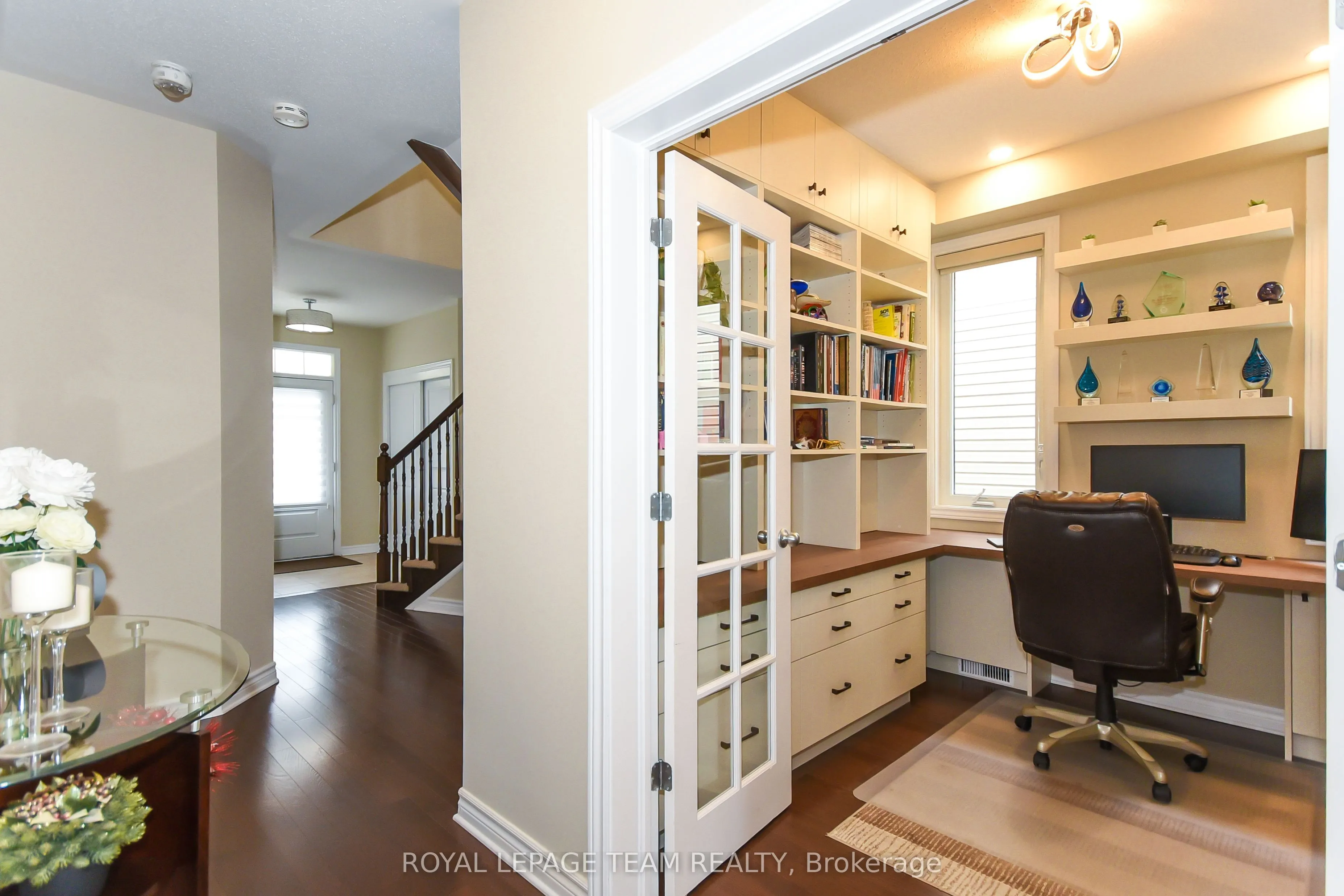 3519 Woodroffe Avenue