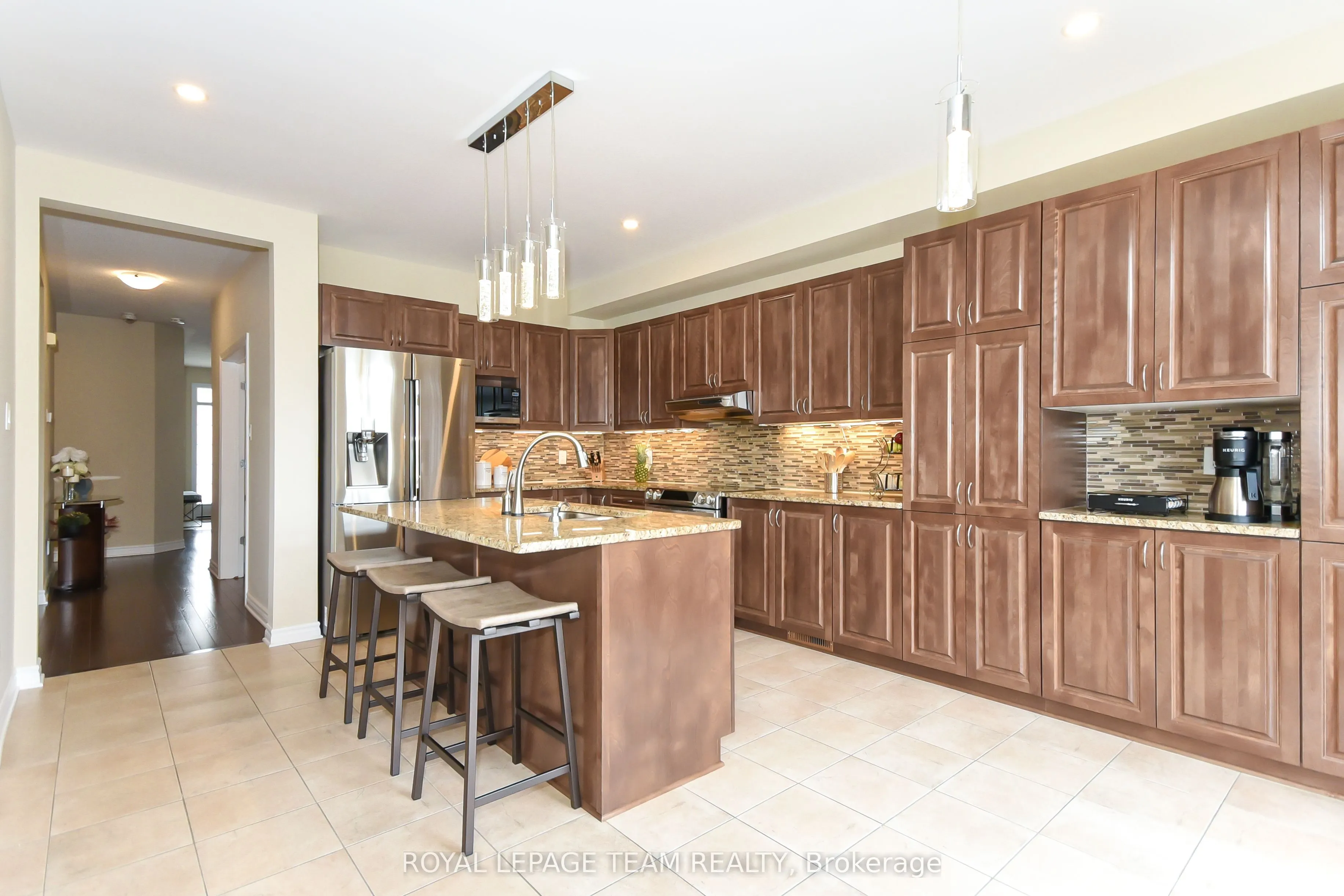 3519 Woodroffe Avenue