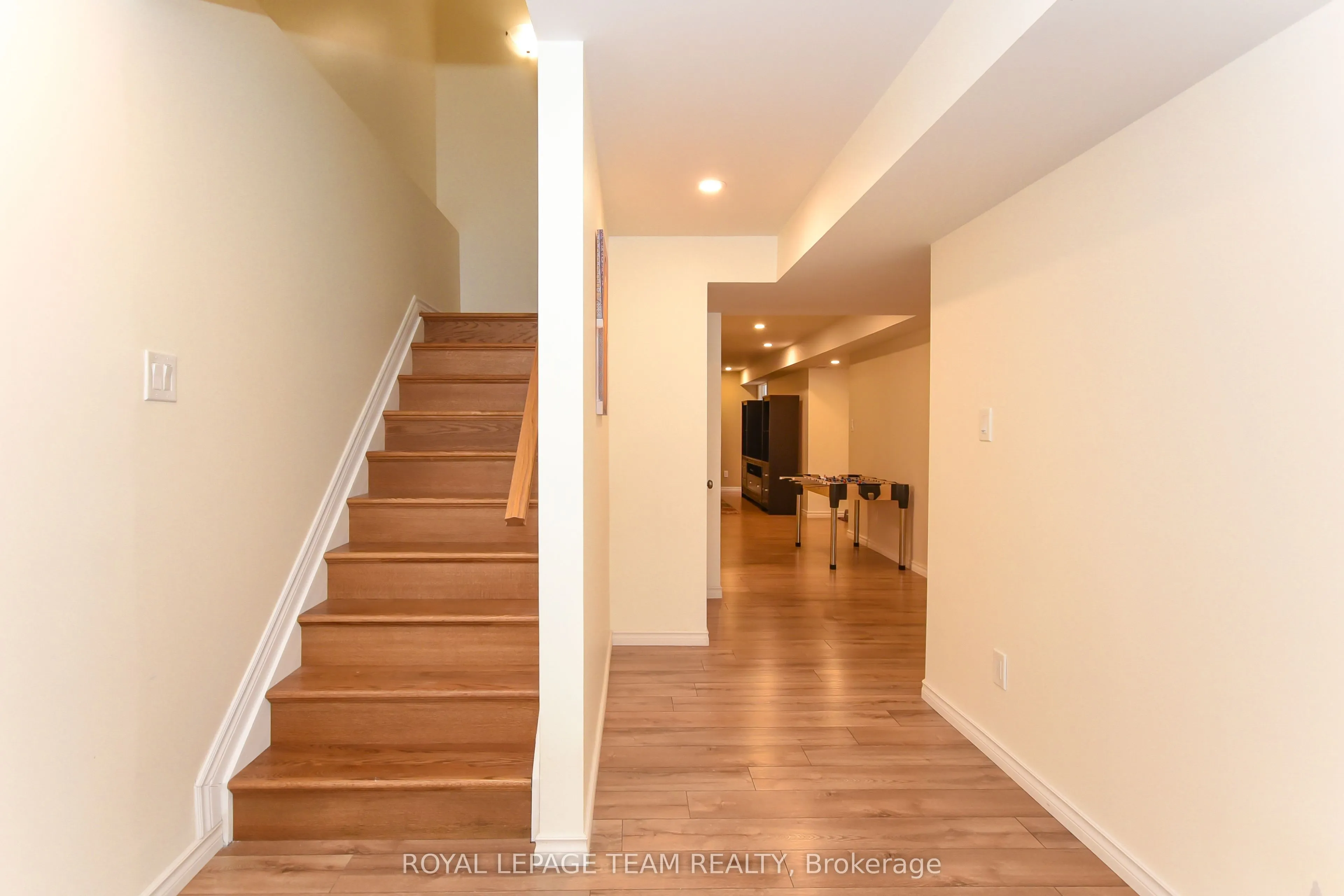 3519 Woodroffe Avenue