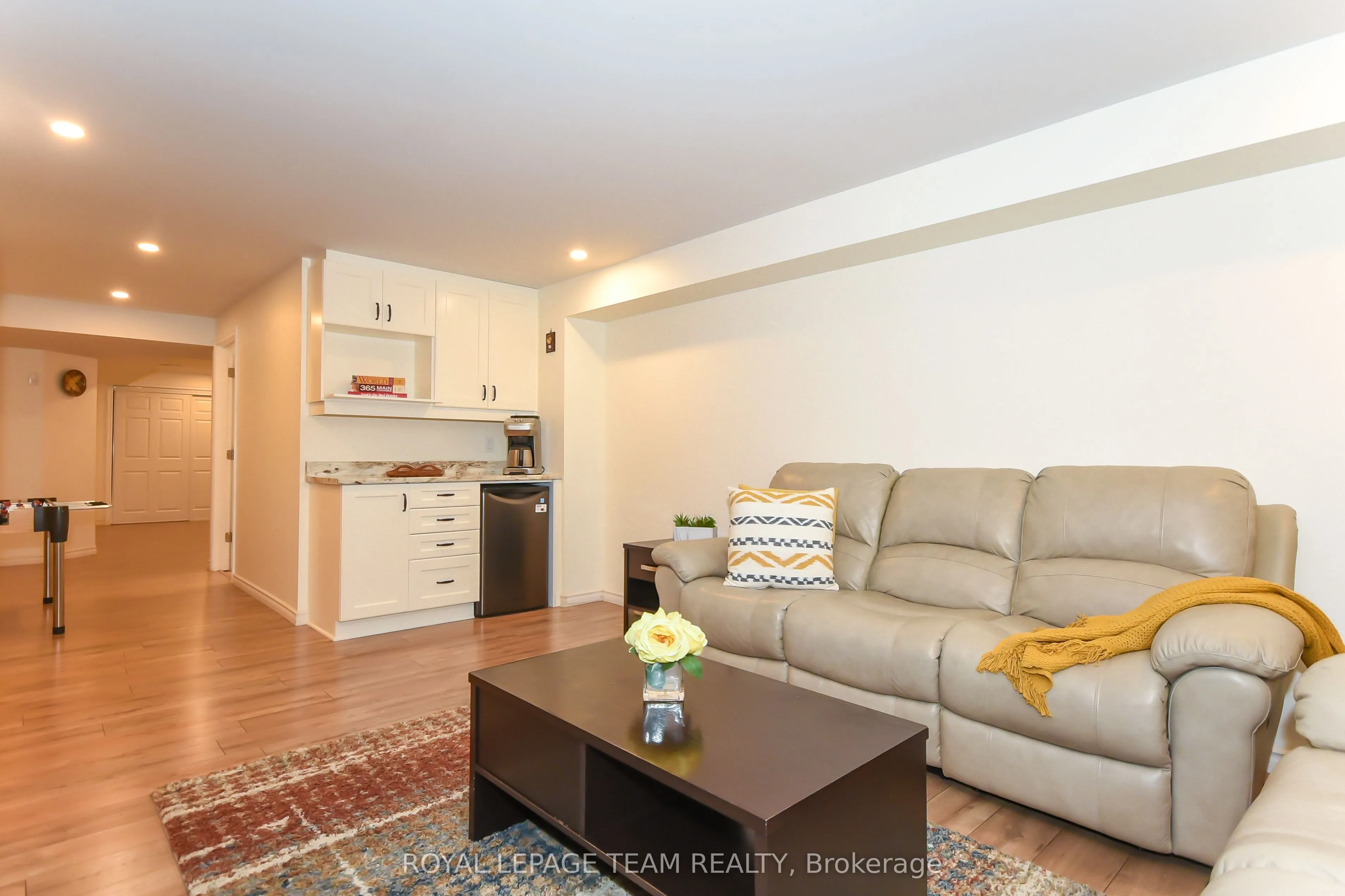 3519 Woodroffe Avenue