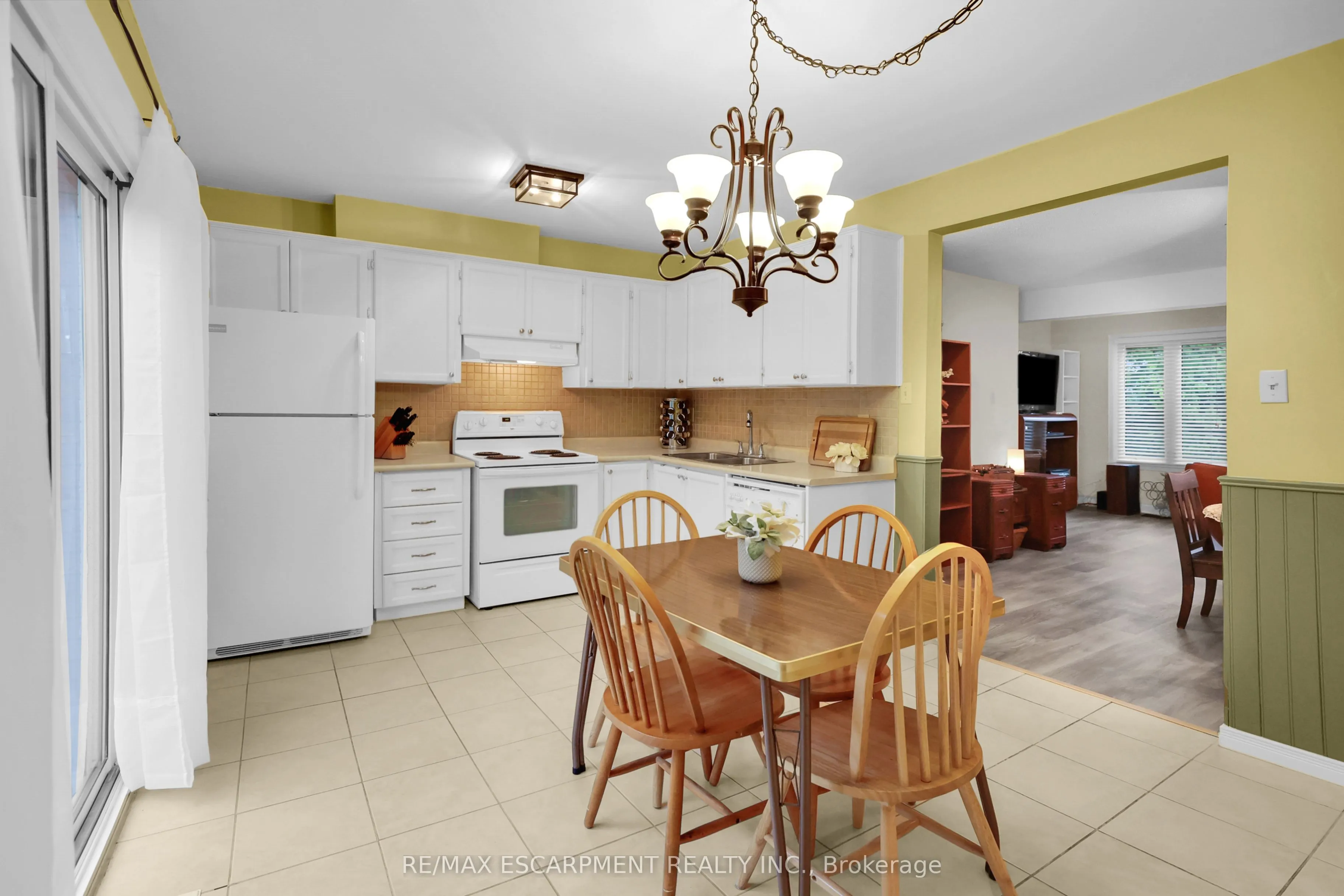 130 Livingston Avenue, #15