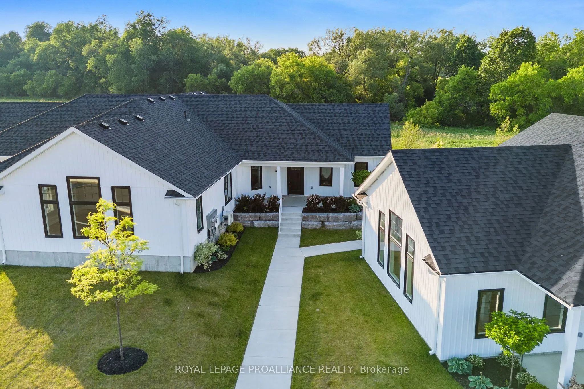 14 Meadowcreek Drive, #304