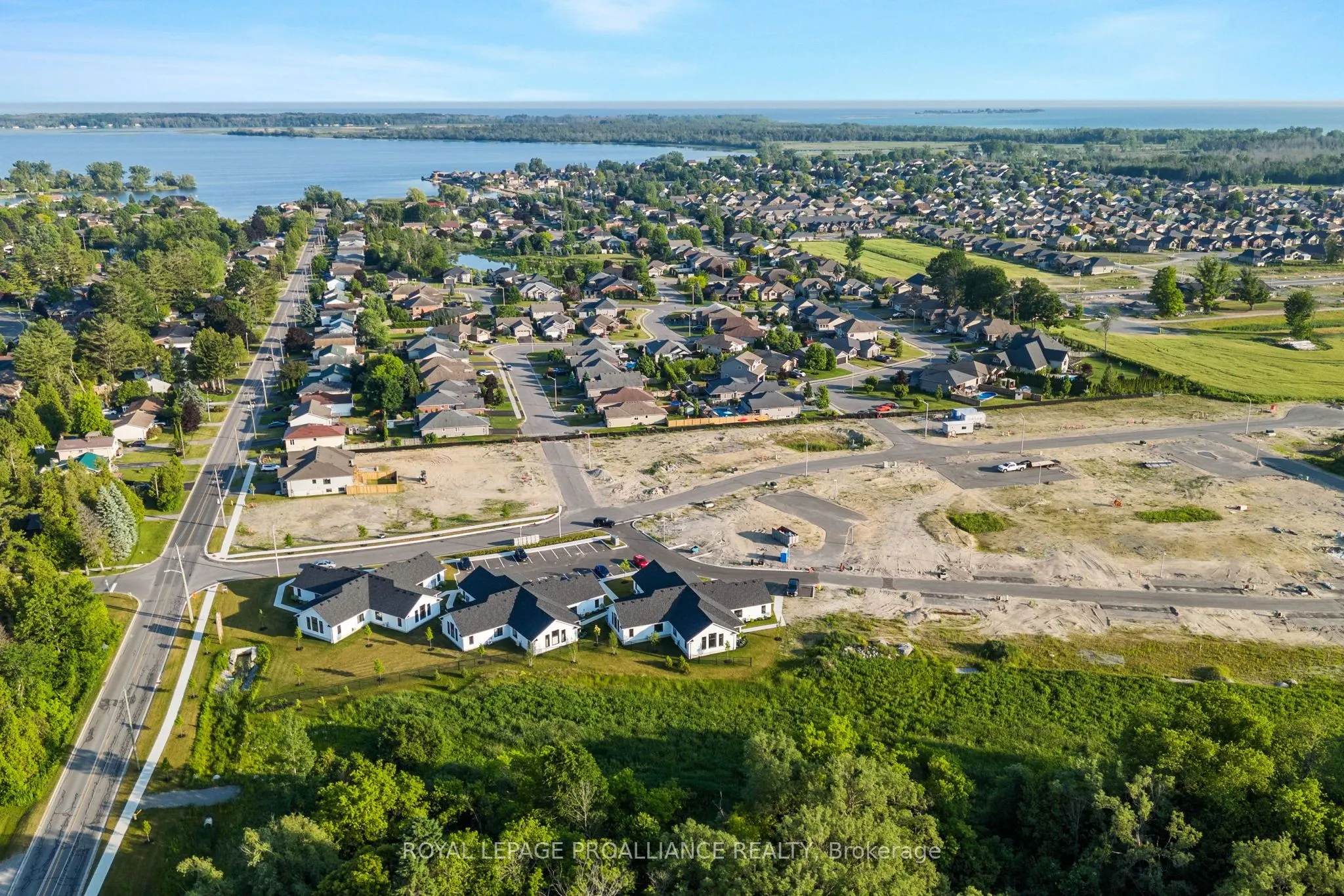 14 Meadowcreek Drive, #304