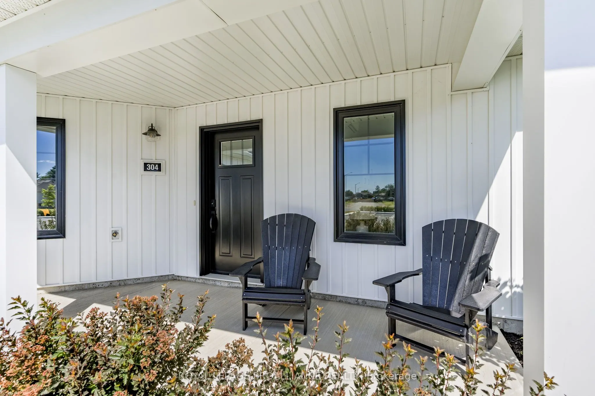 14 Meadowcreek Drive, #304