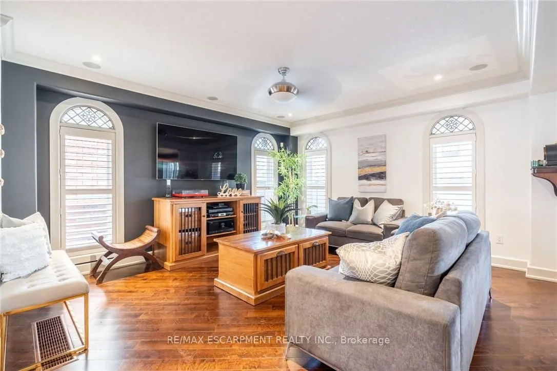16 Sycamore Crescent