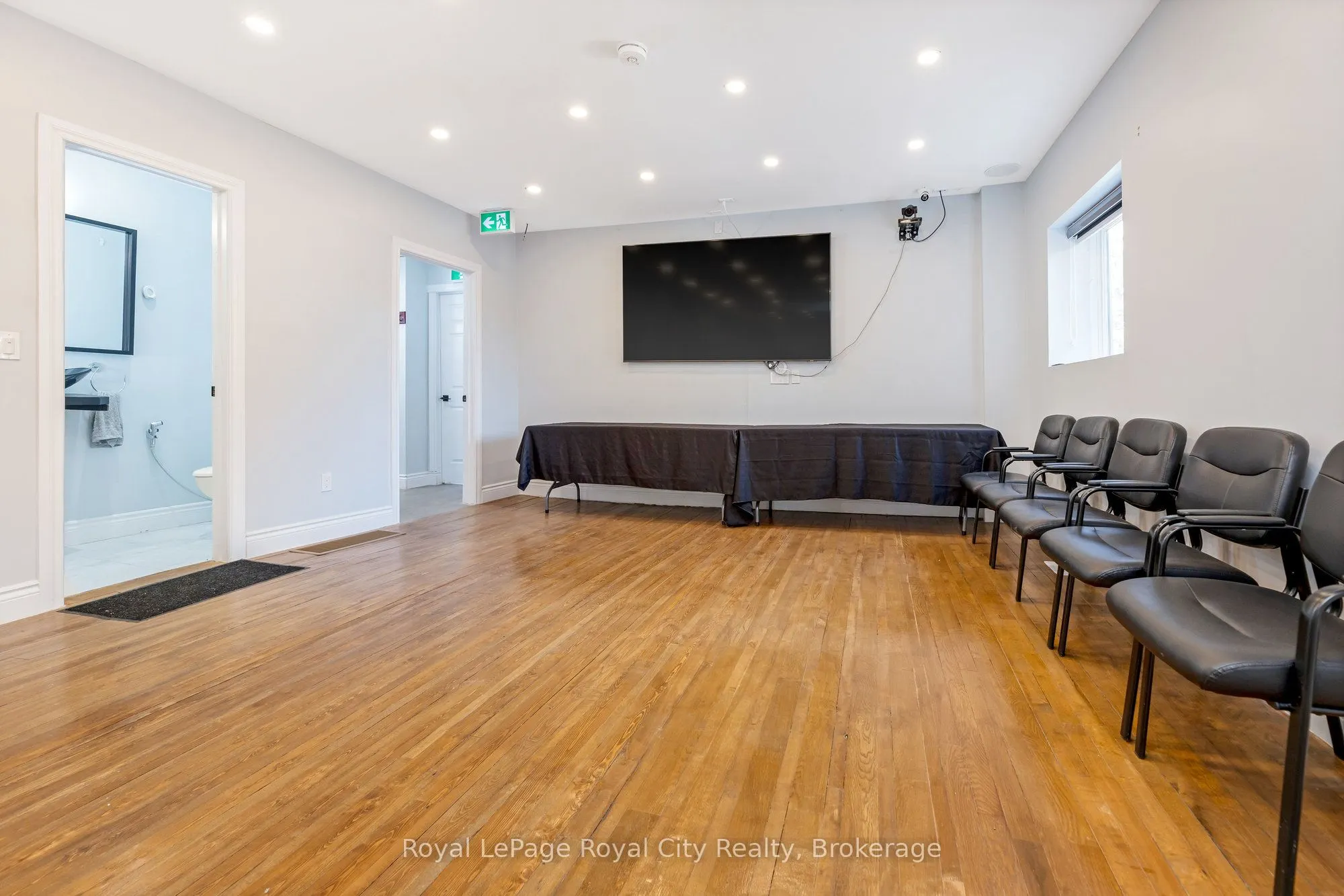 132 Main Street S, #Unit B