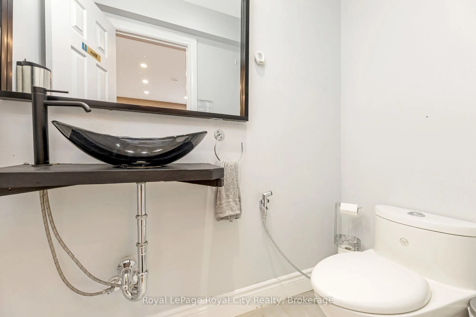 132 Main Street S, #Unit B