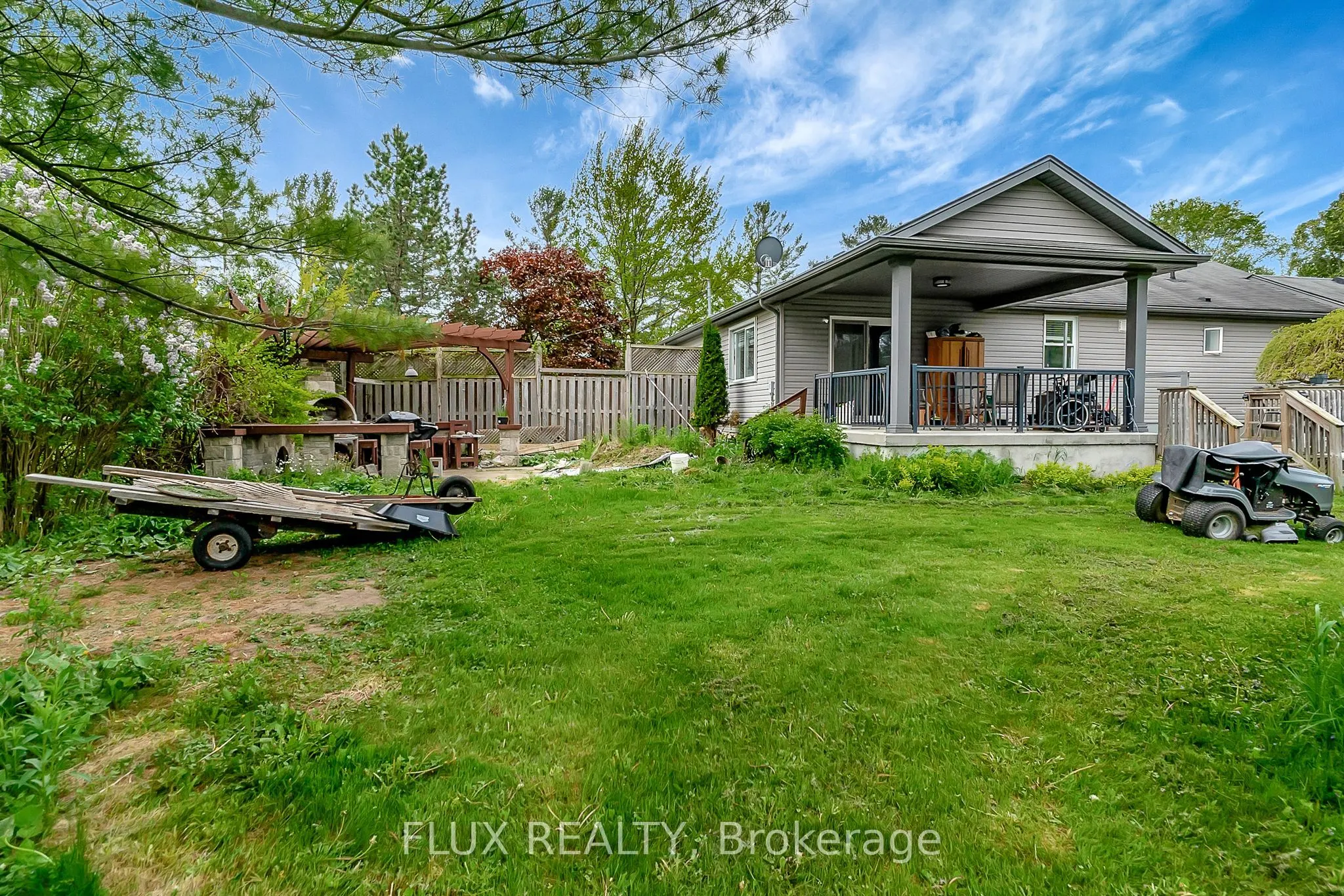 1392 Doon Village Road