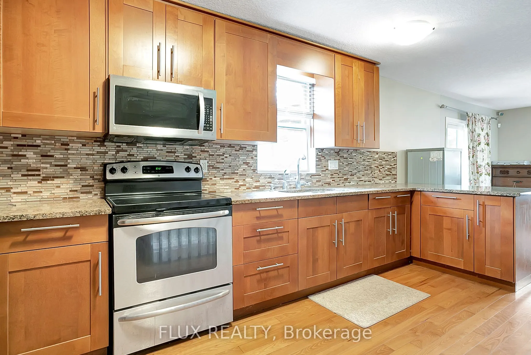 1392 Doon Village Road