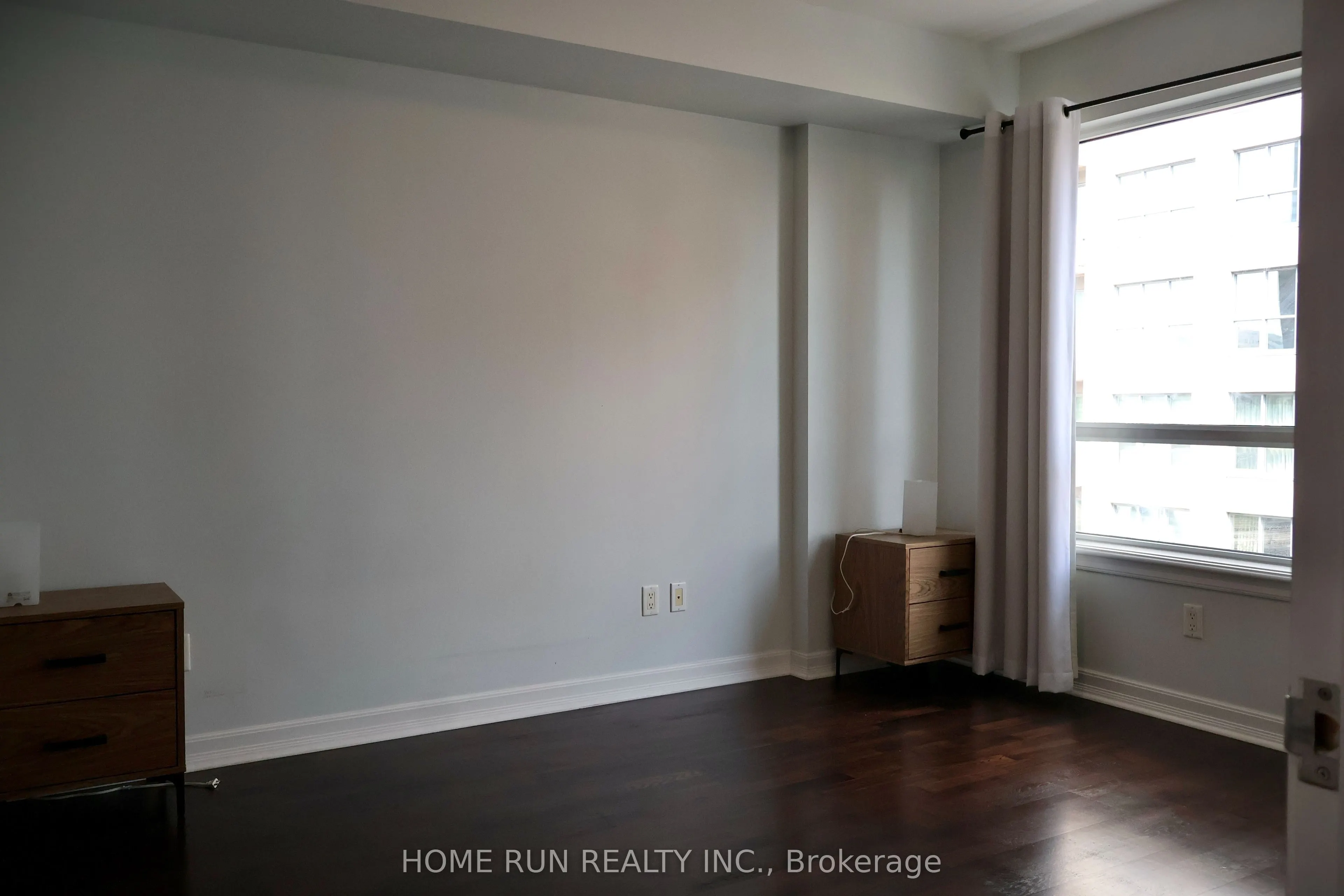 200 Besserer Street, #808