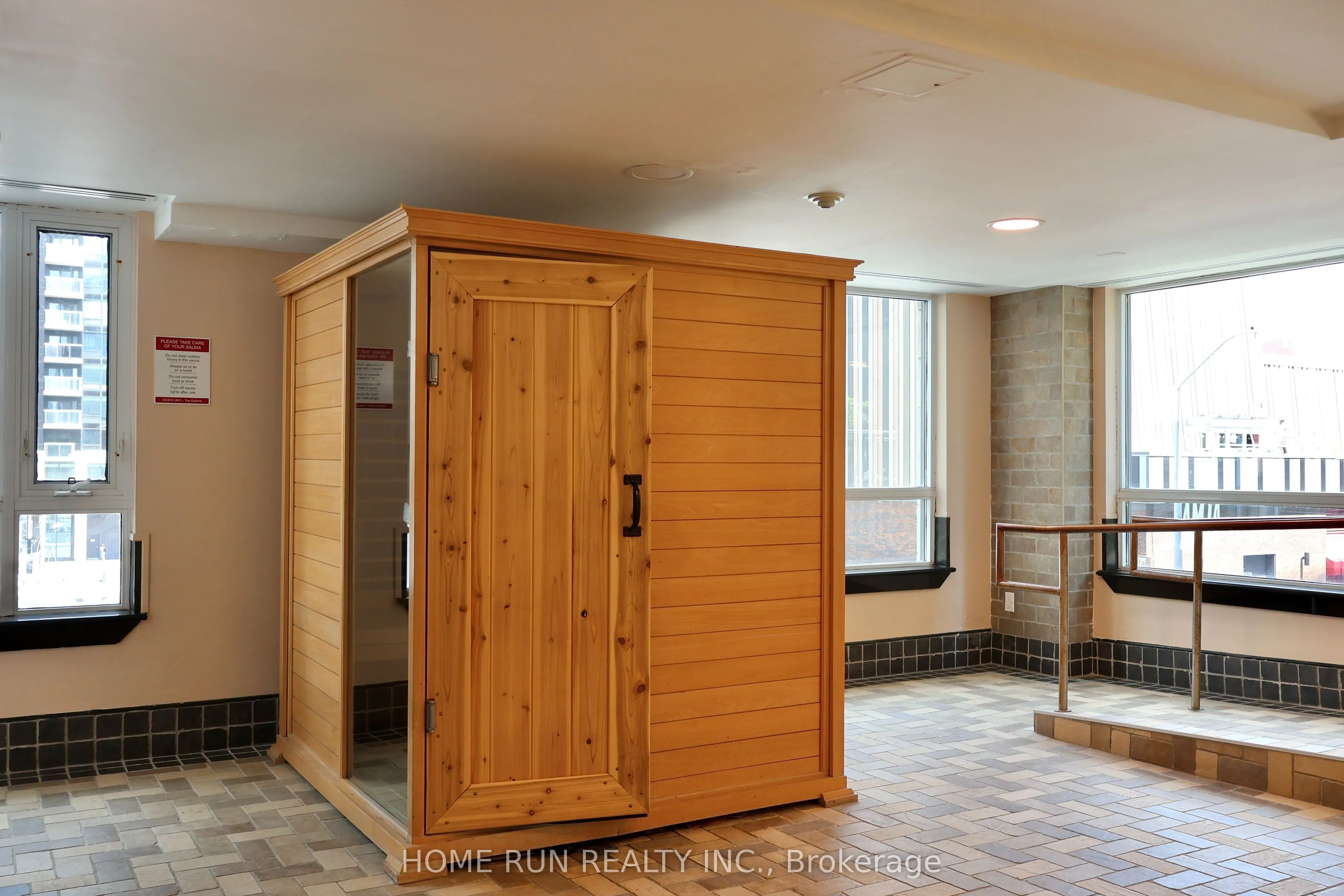 200 Besserer Street, #808