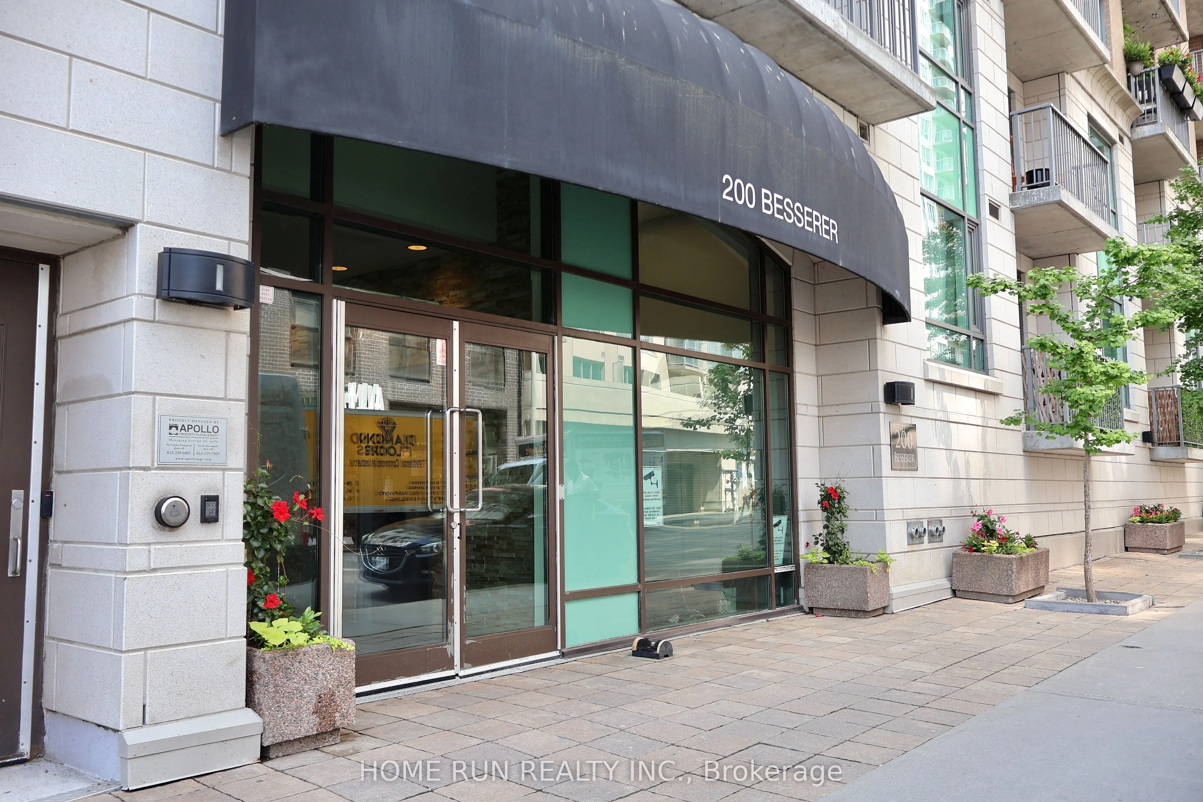 200 Besserer Street, #808