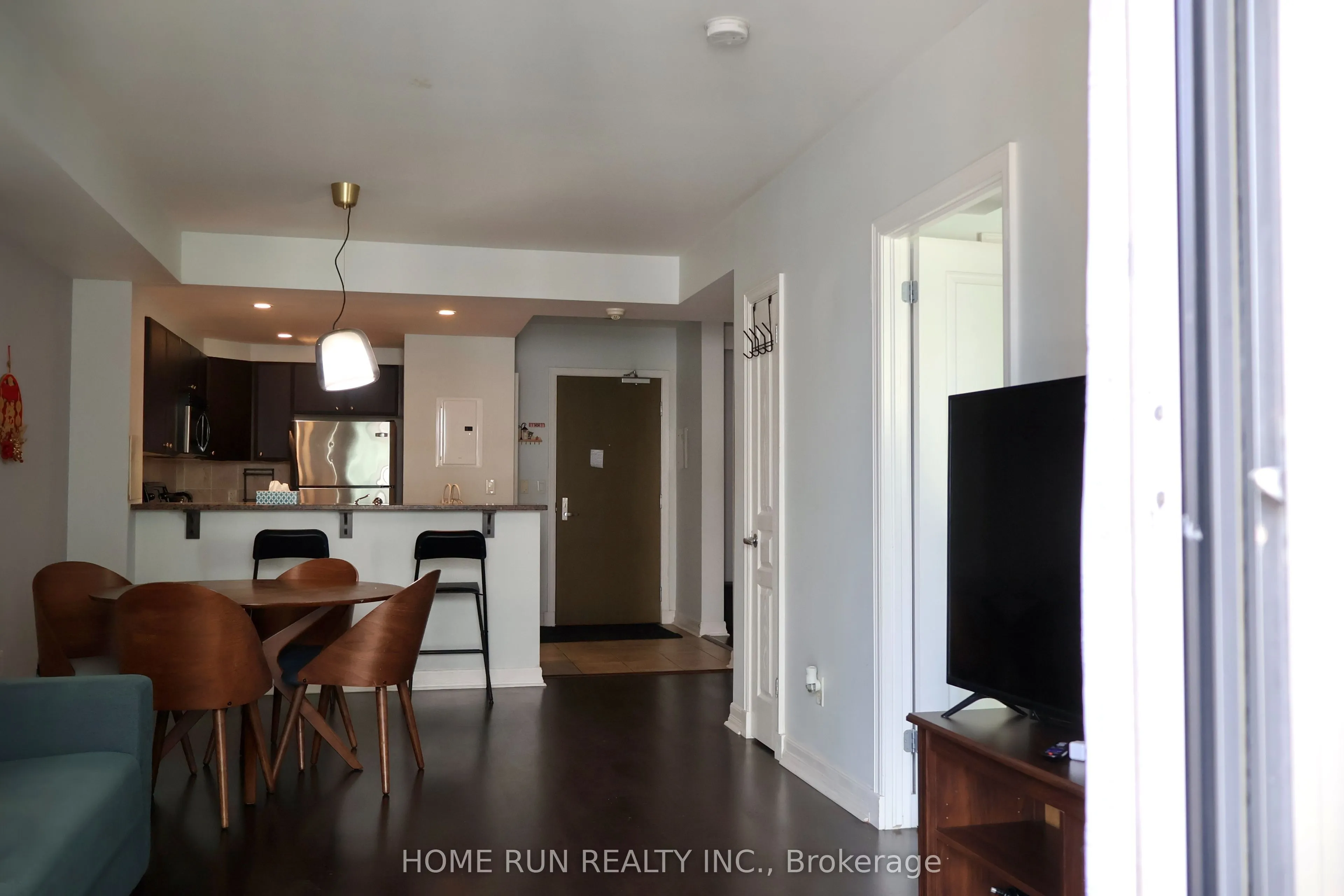 200 Besserer Street, #808
