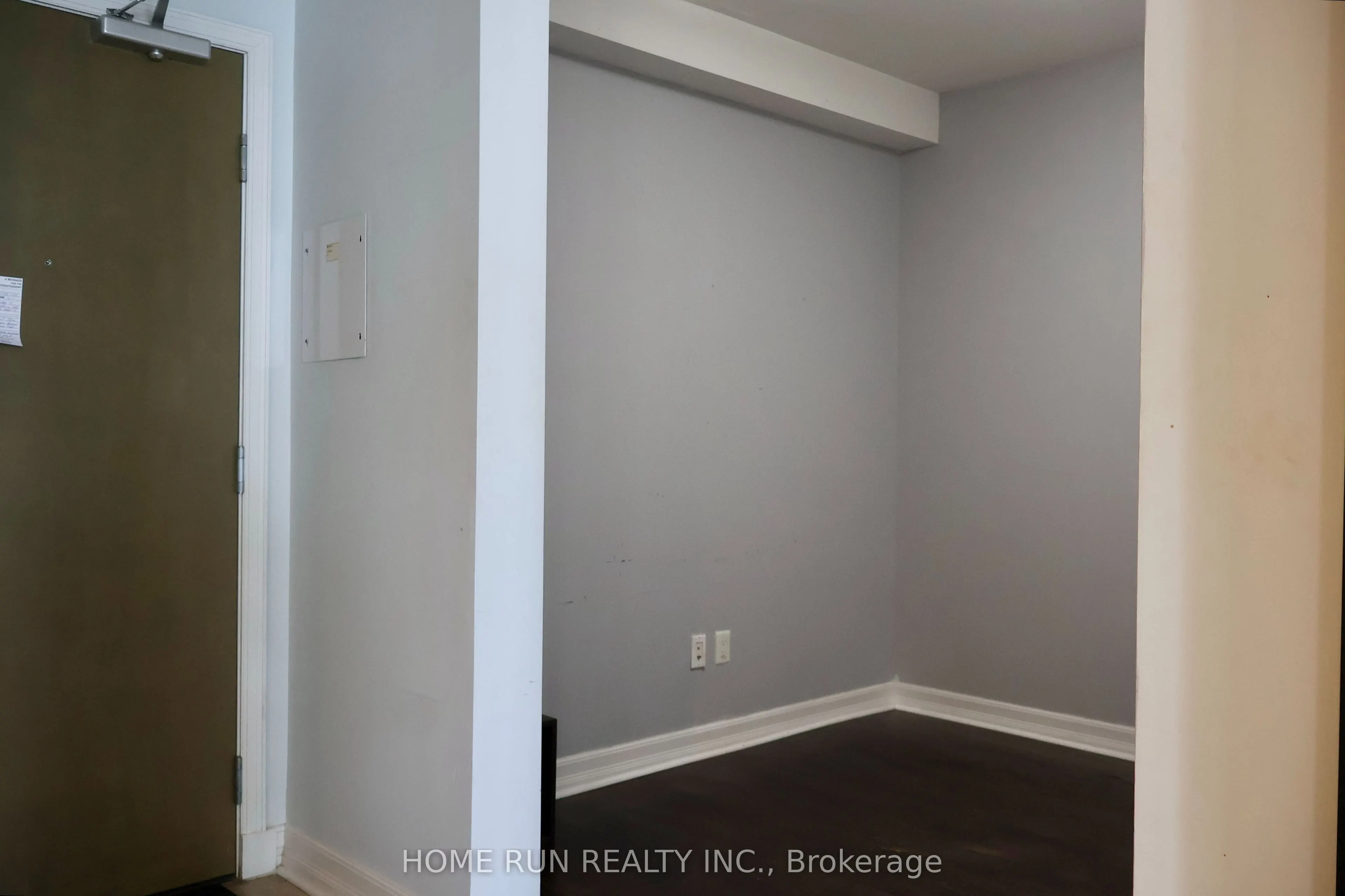200 Besserer Street, #808