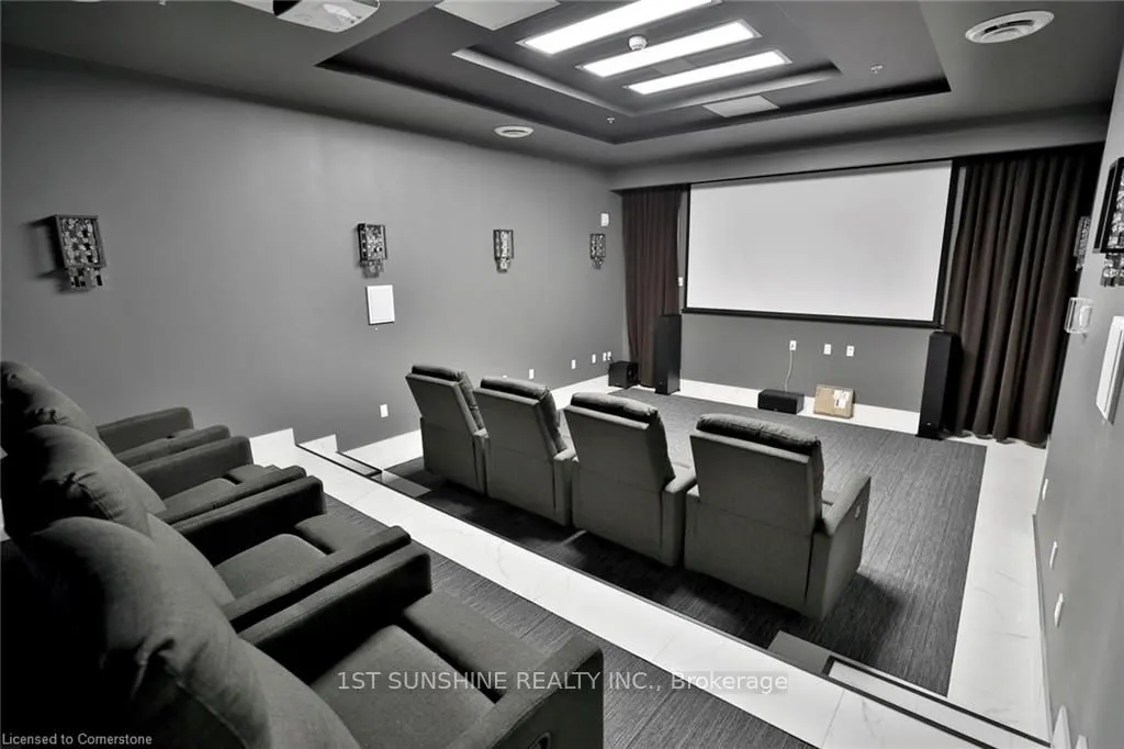 112 King Street E, #1114