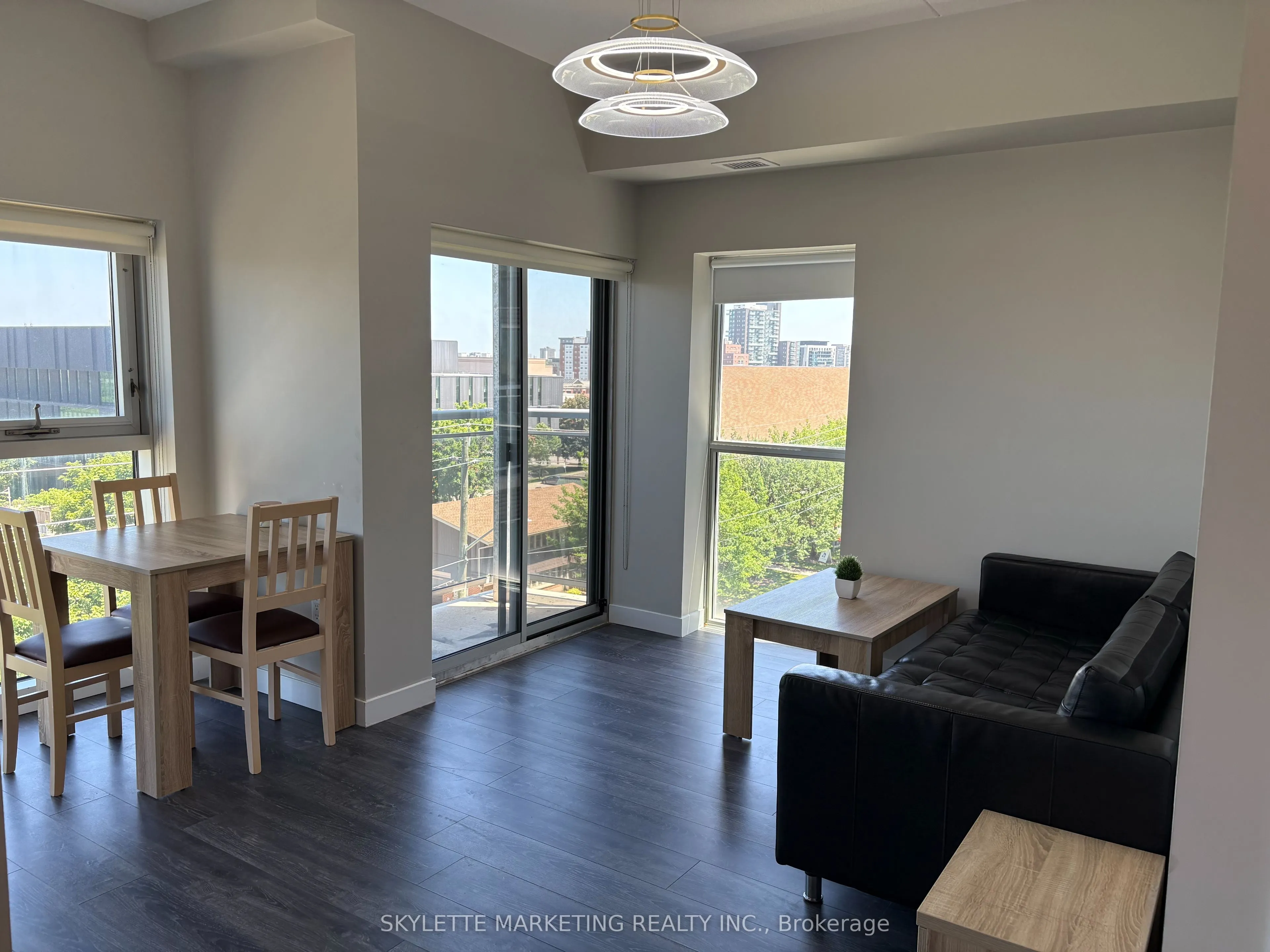 251 Hemlock Street, #601