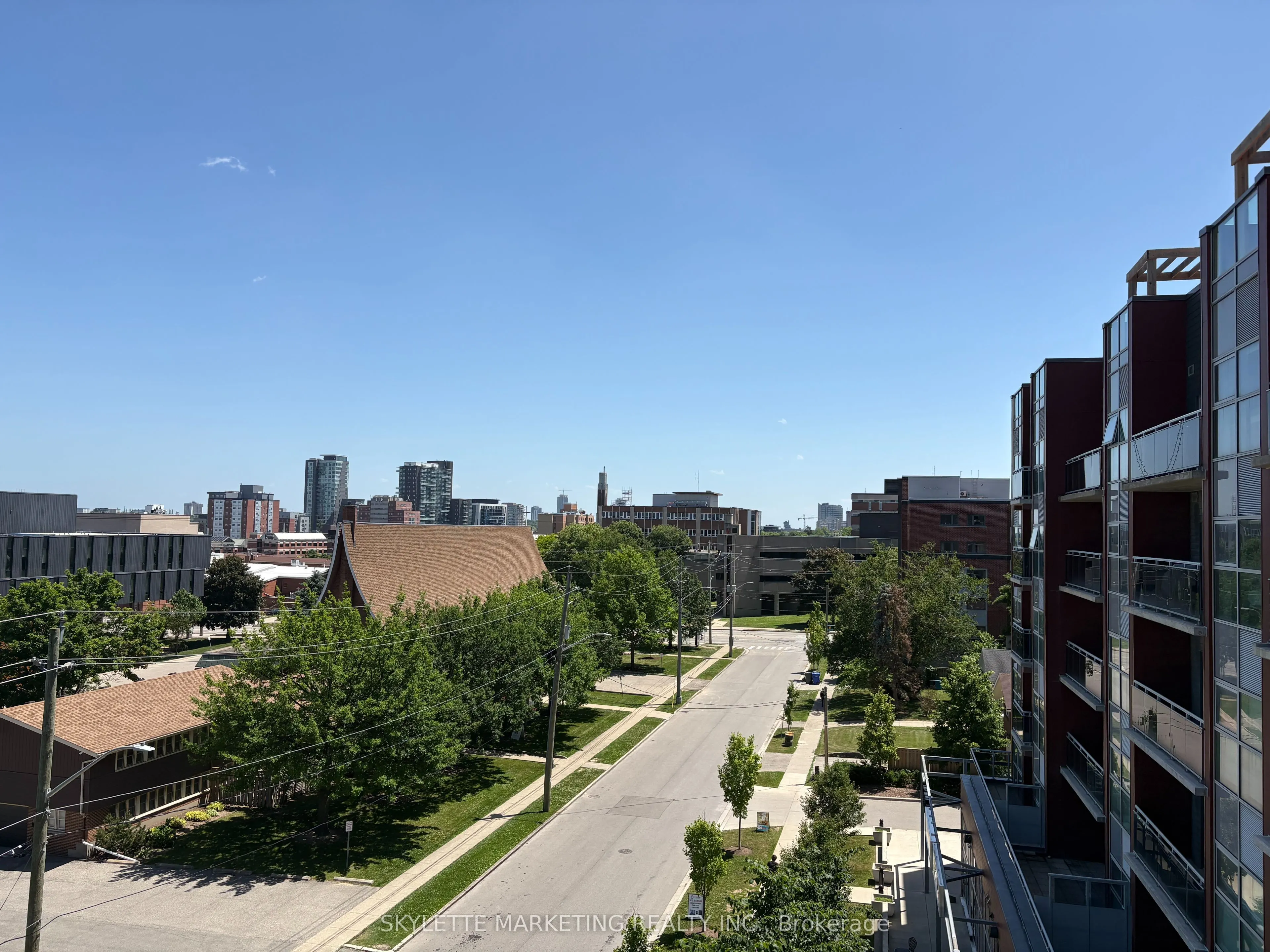 251 Hemlock Street, #601