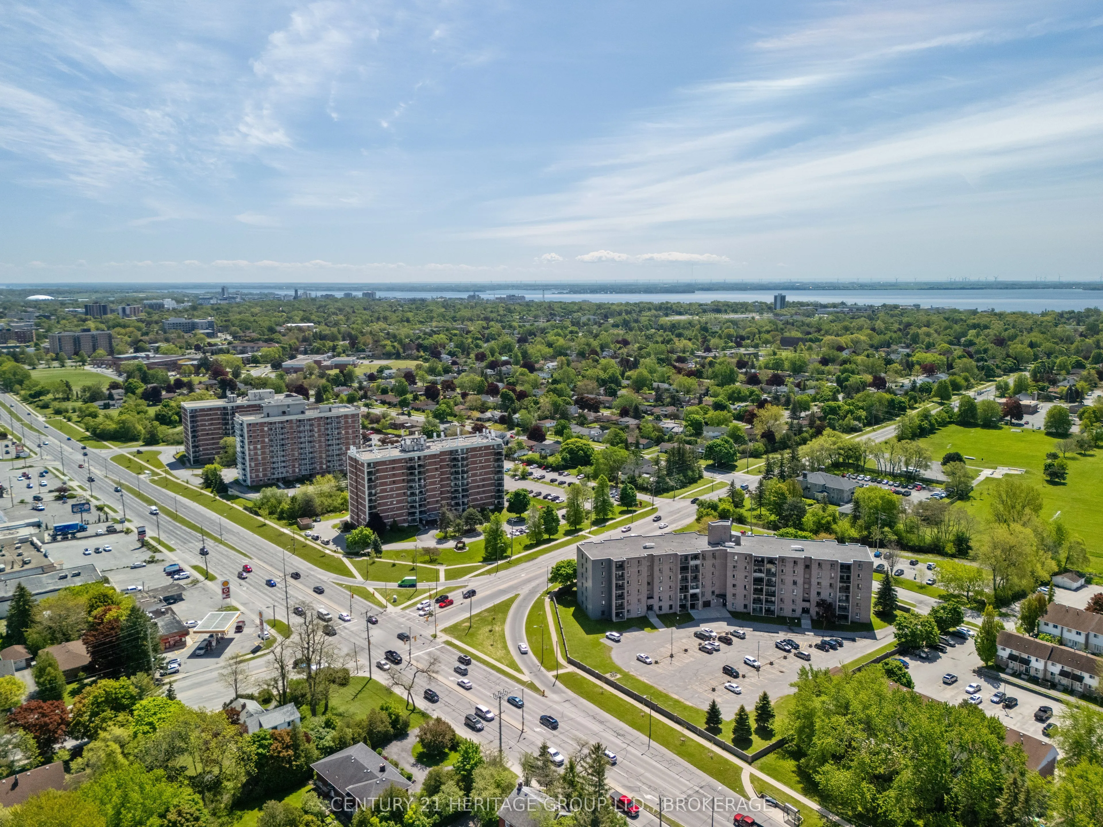 17 ELDON HALL Place, #607