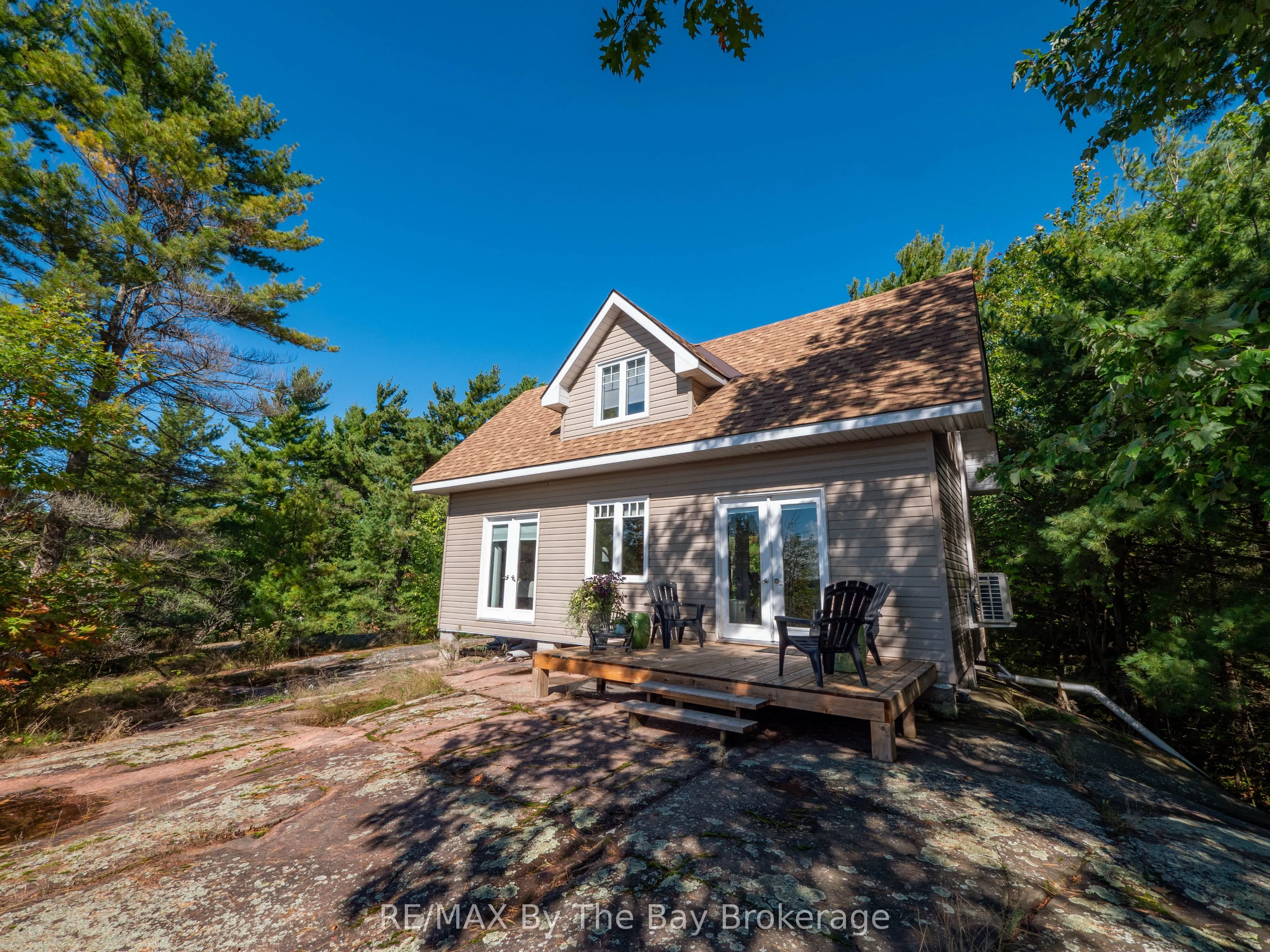 4476 Island 1040/Little Beausoleil Island