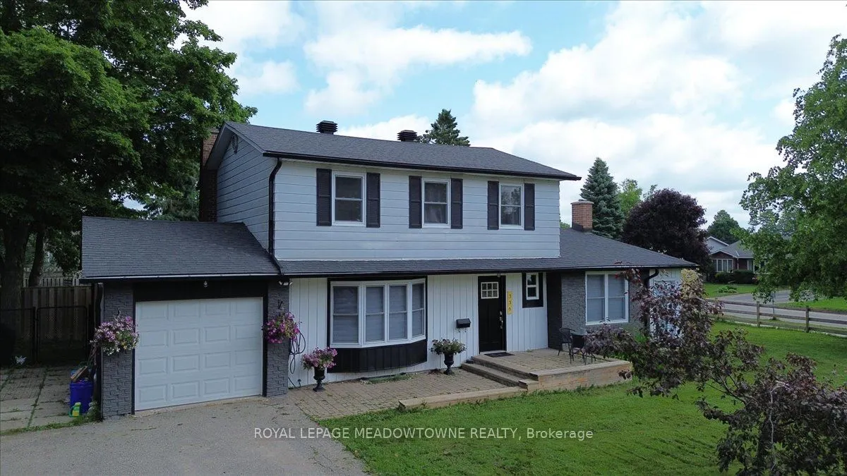 336 Pineview Gardens