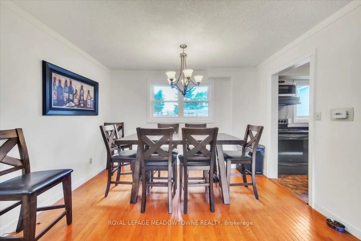 336 Pineview Gardens