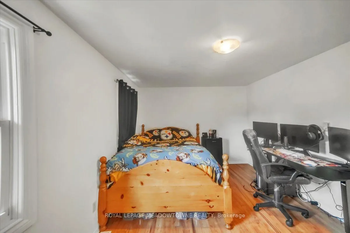 336 Pineview Gardens