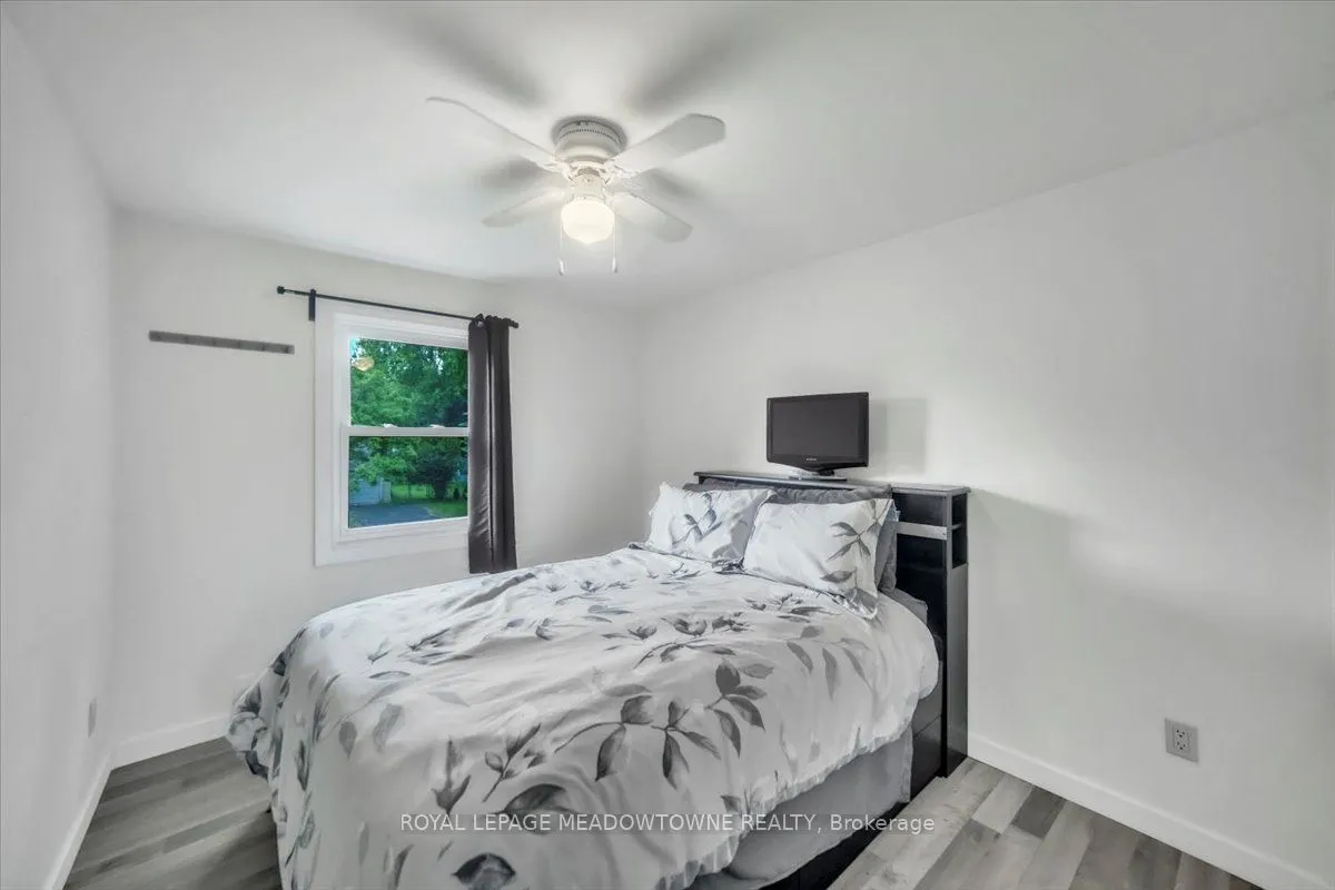 336 Pineview Gardens