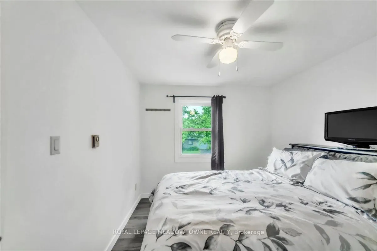 336 Pineview Gardens