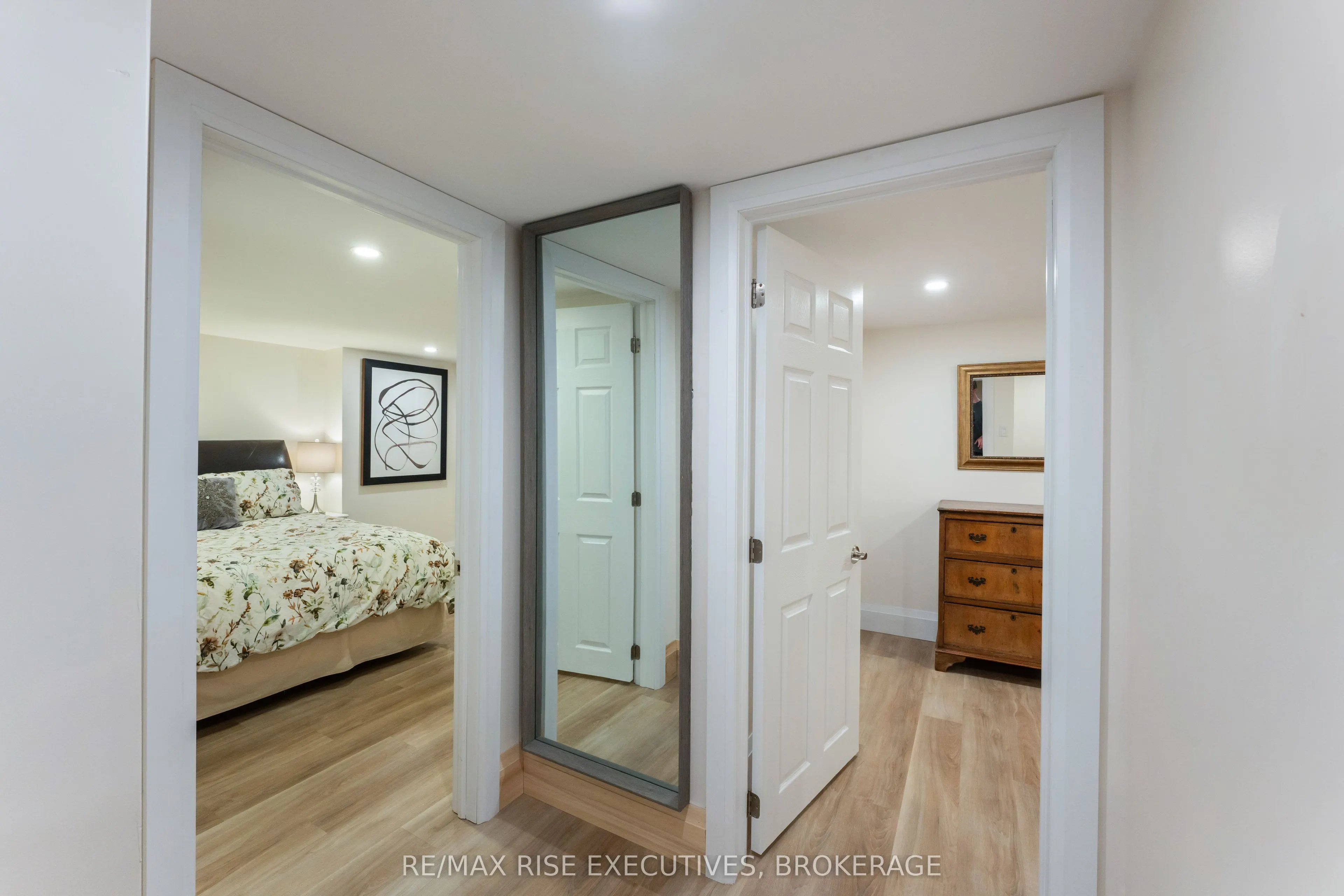 115 Fairway Hill Crescent