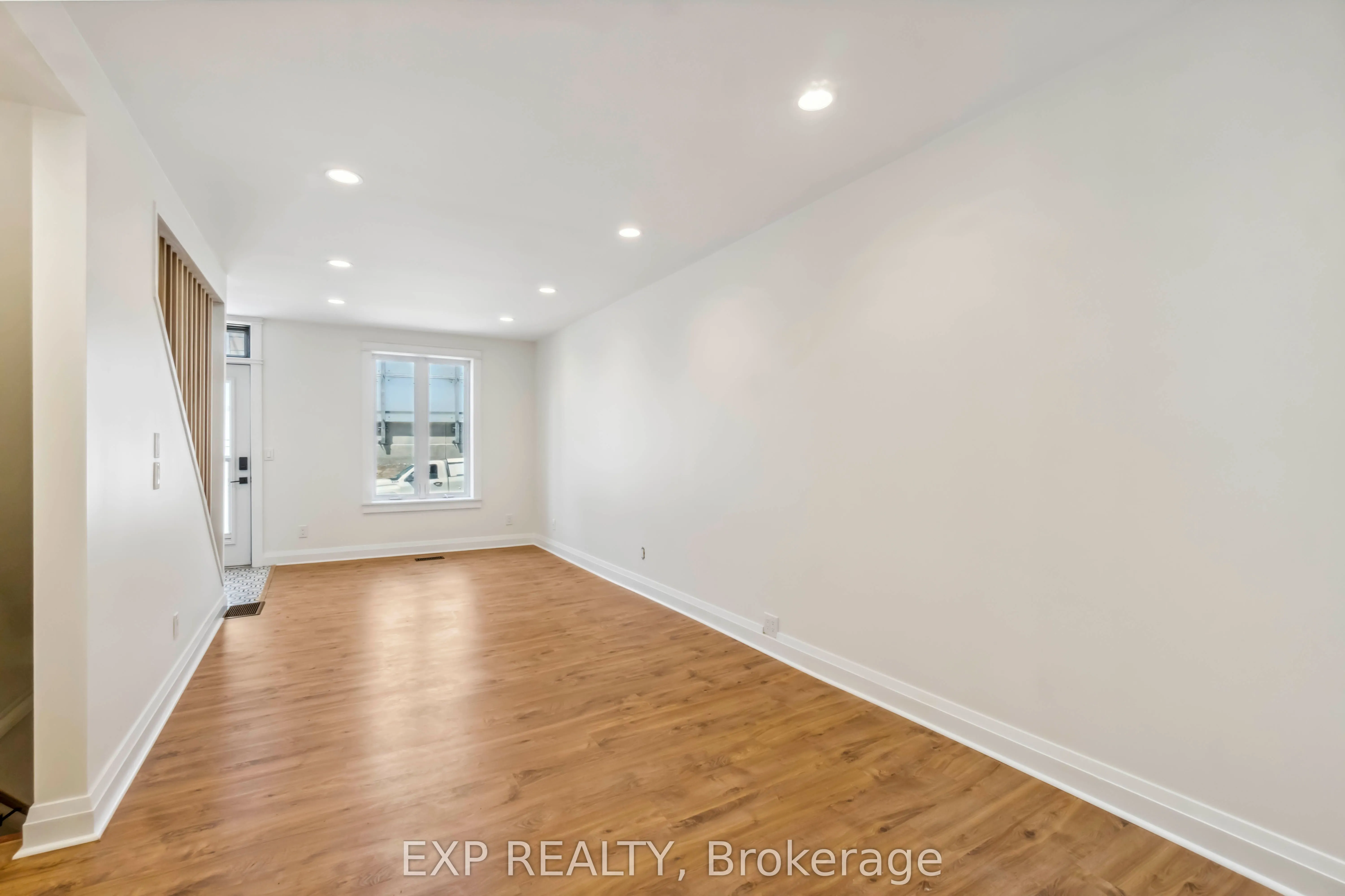 8 Orangeville Street