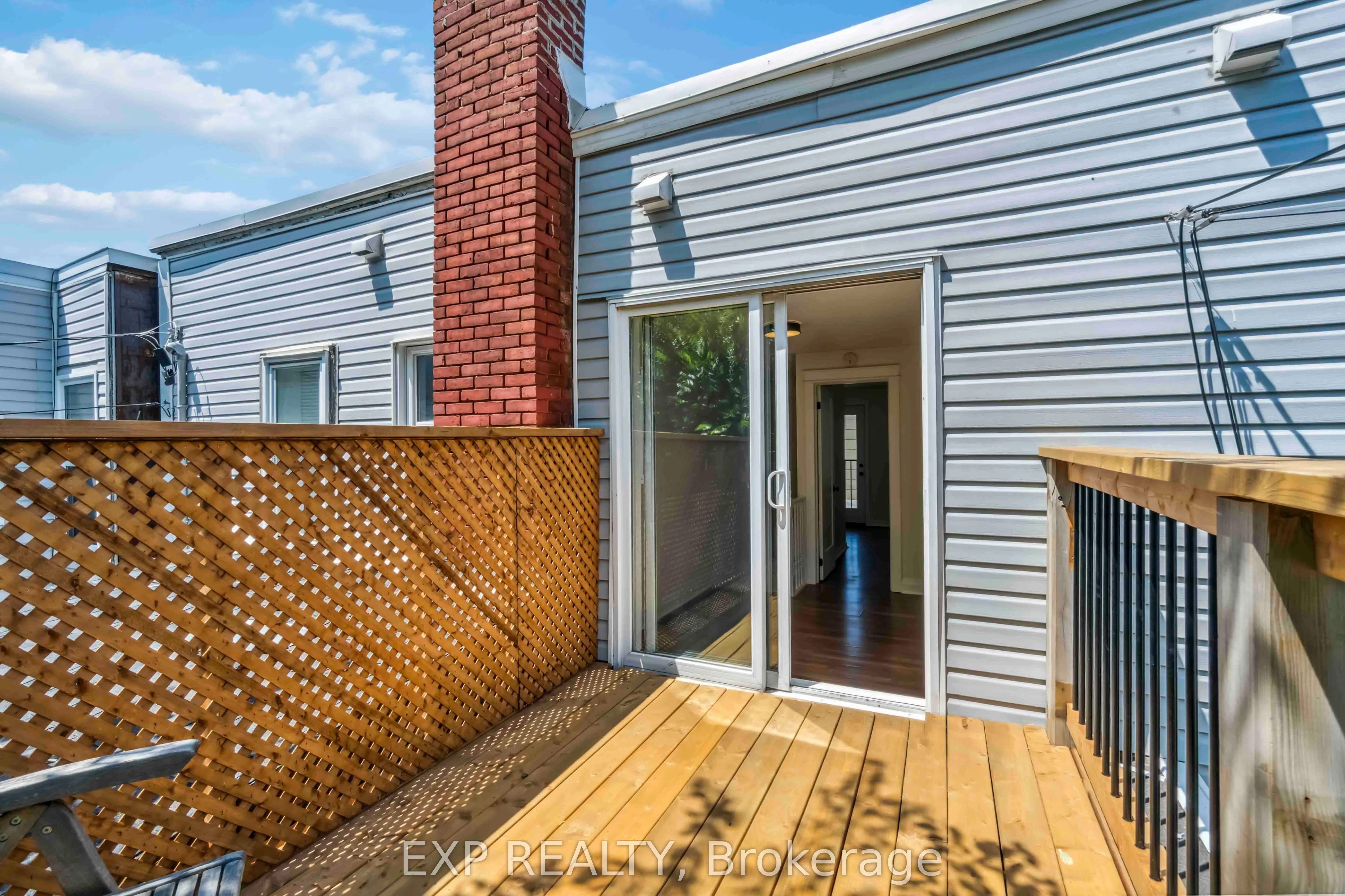 8 Orangeville Street