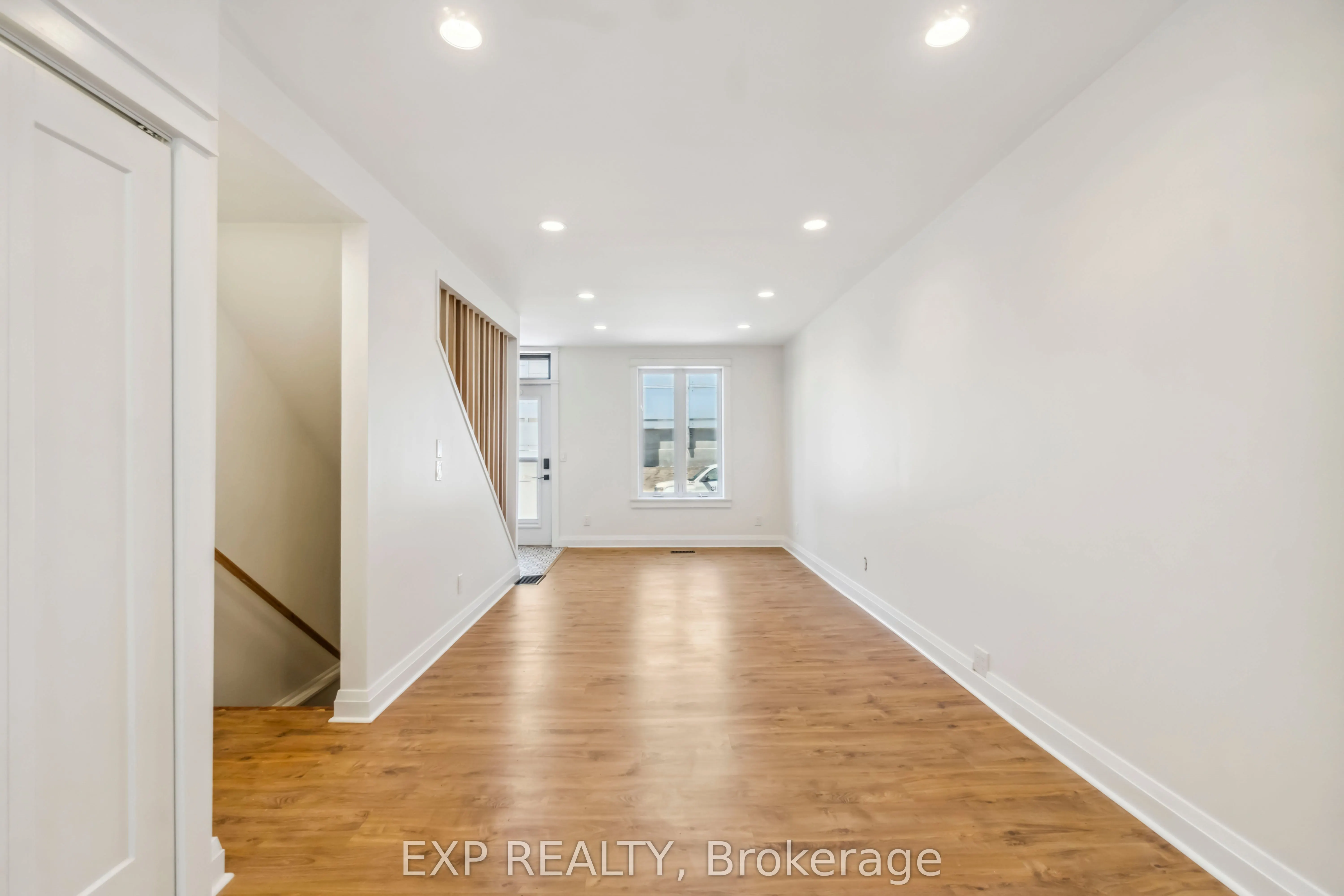8 Orangeville Street