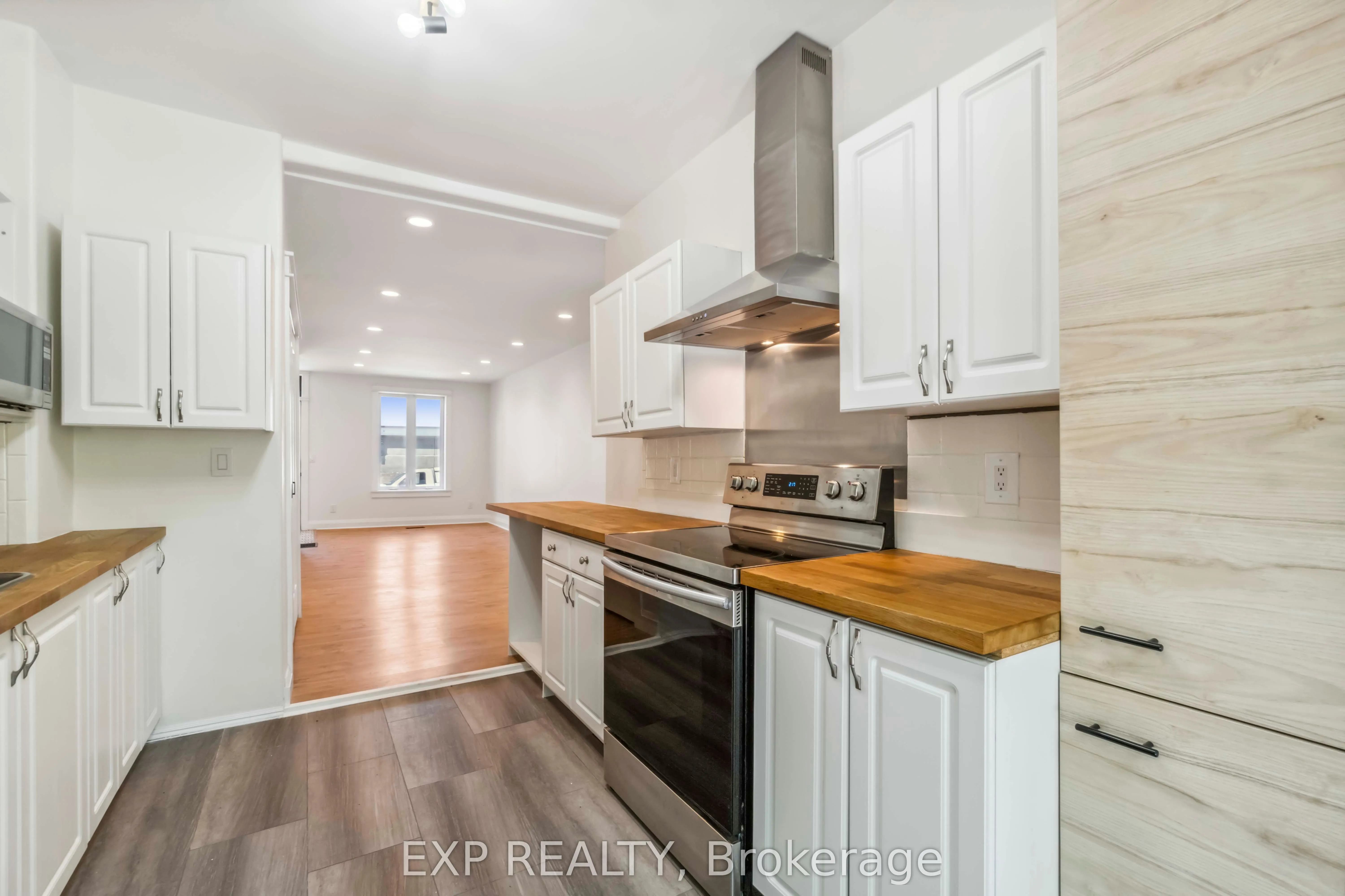 8 Orangeville Street