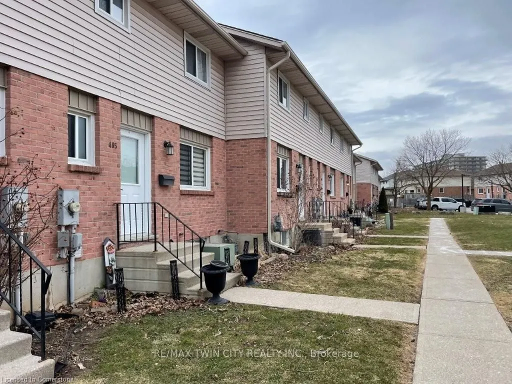 485 Springbank Avenue N, #23