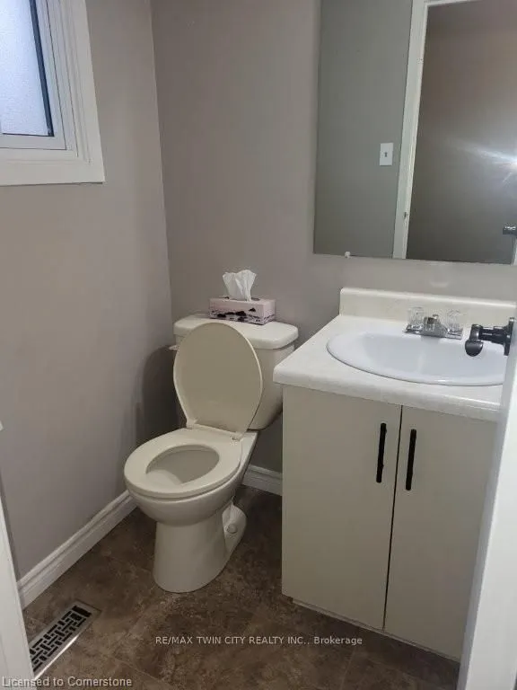 485 Springbank Avenue N, #23