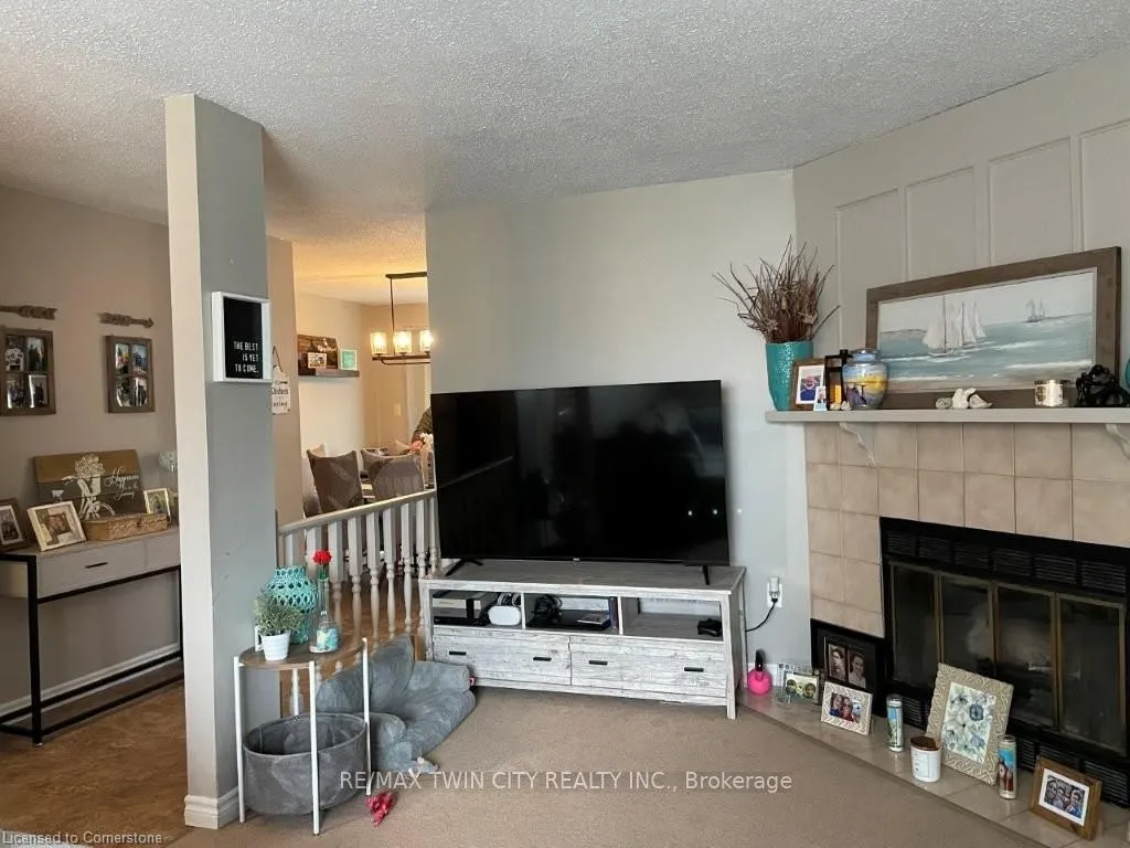 485 Springbank Avenue N, #23