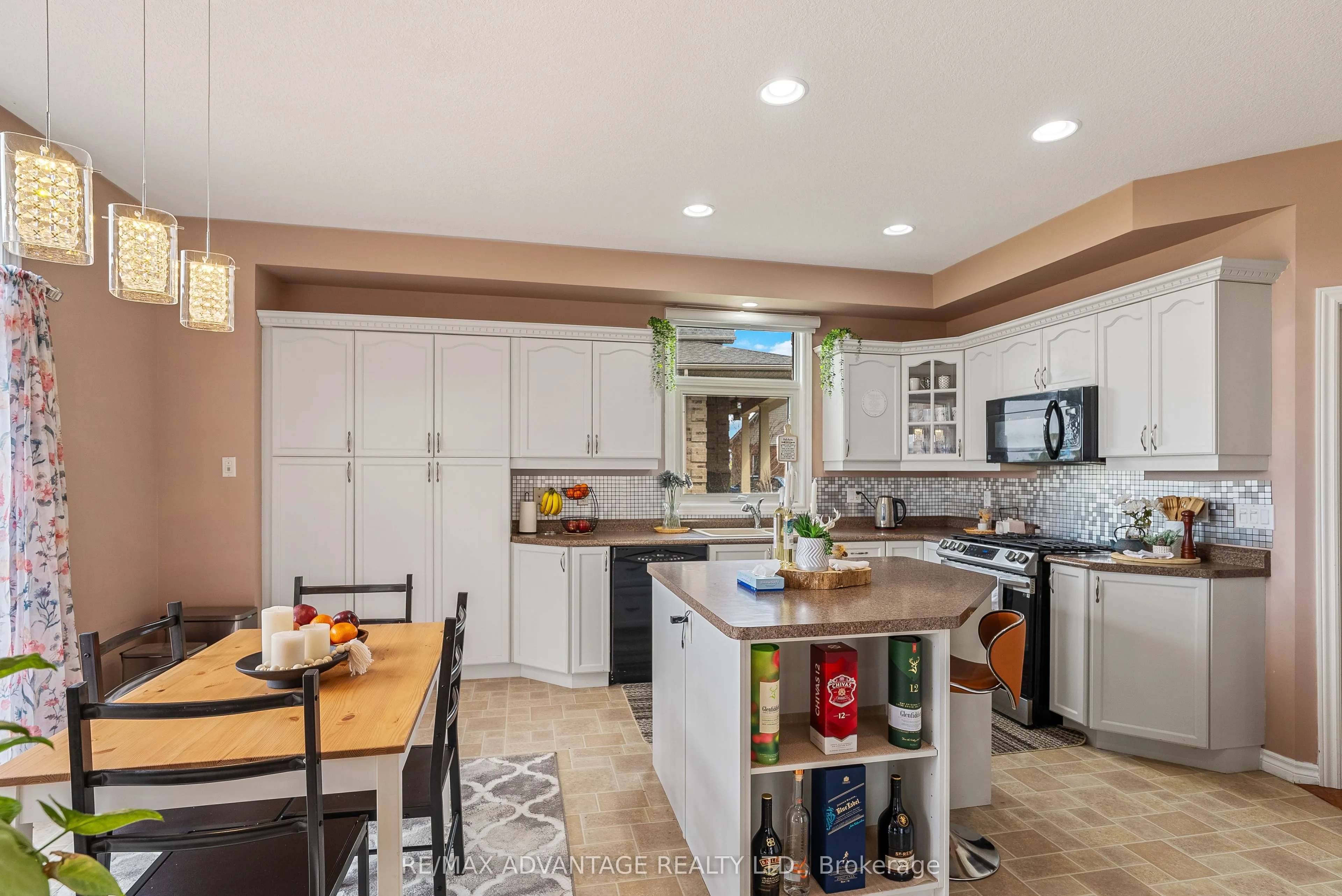 129 Thamesview Crescent