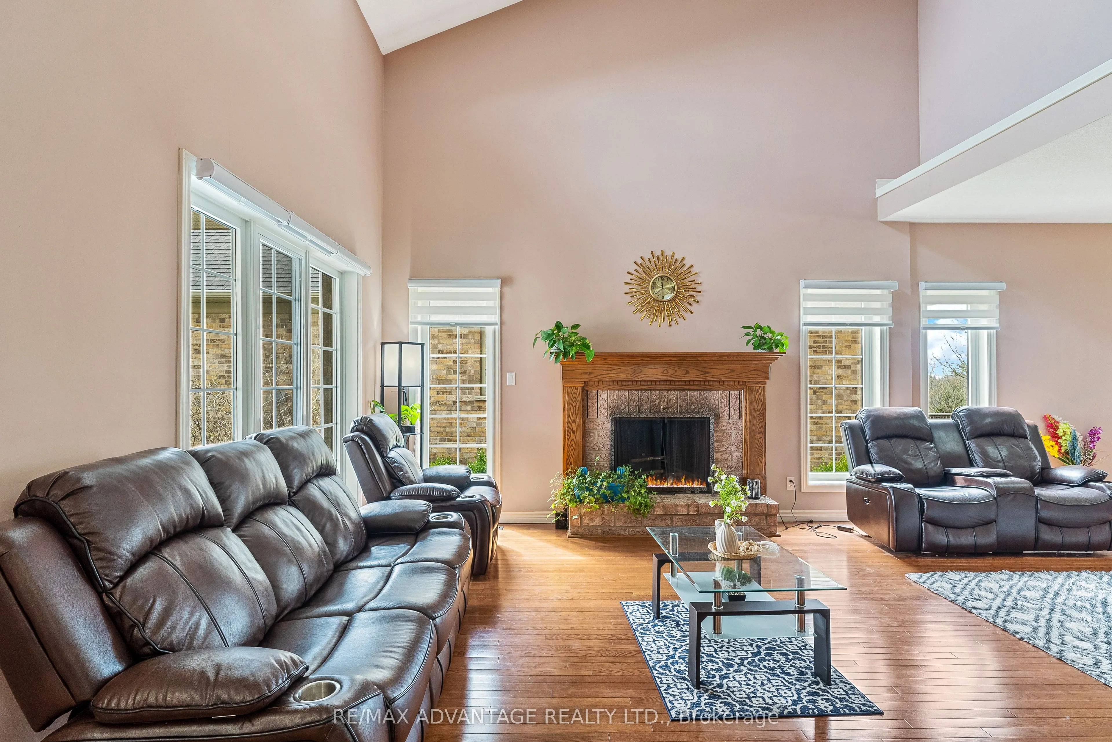 129 Thamesview Crescent