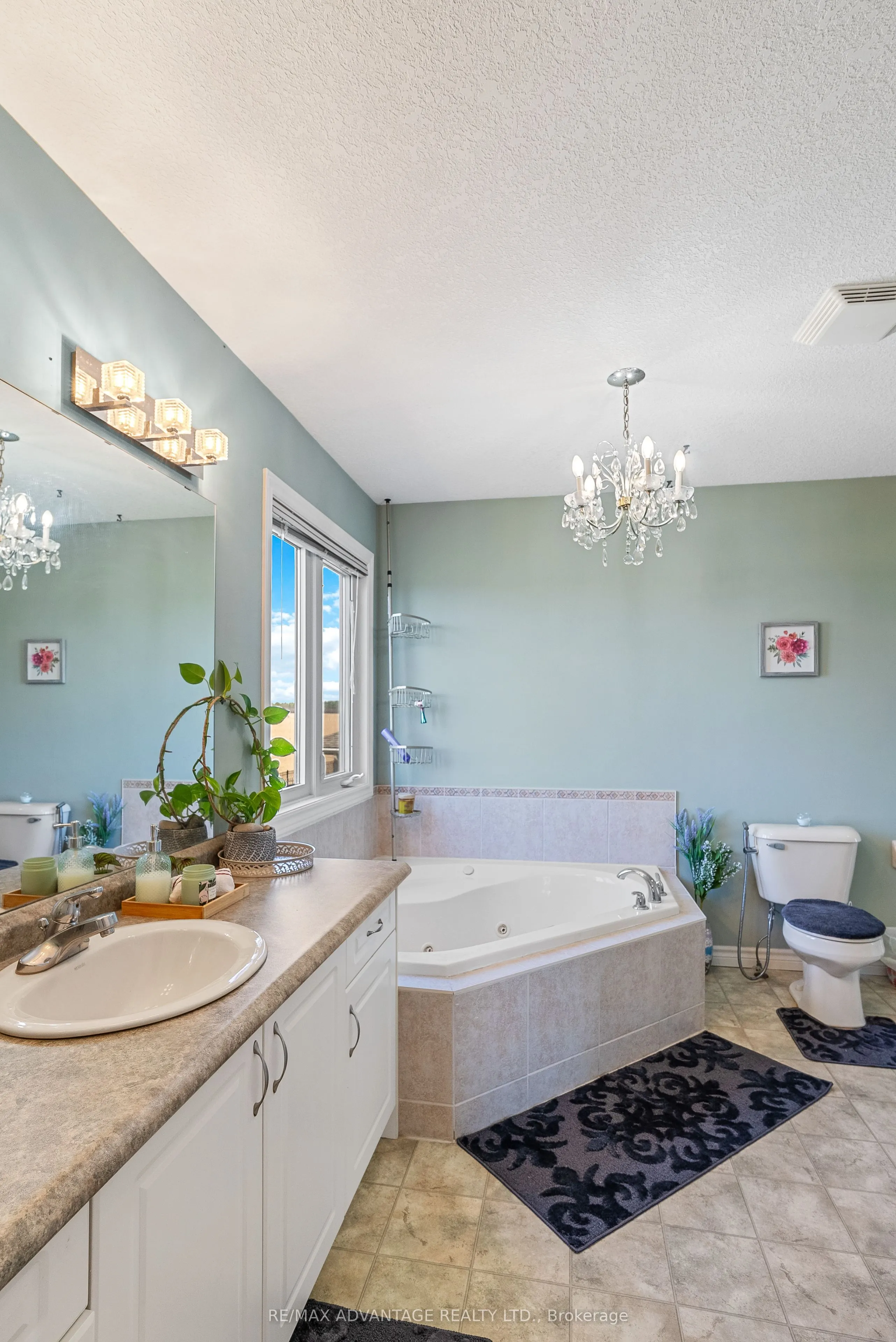 129 Thamesview Crescent