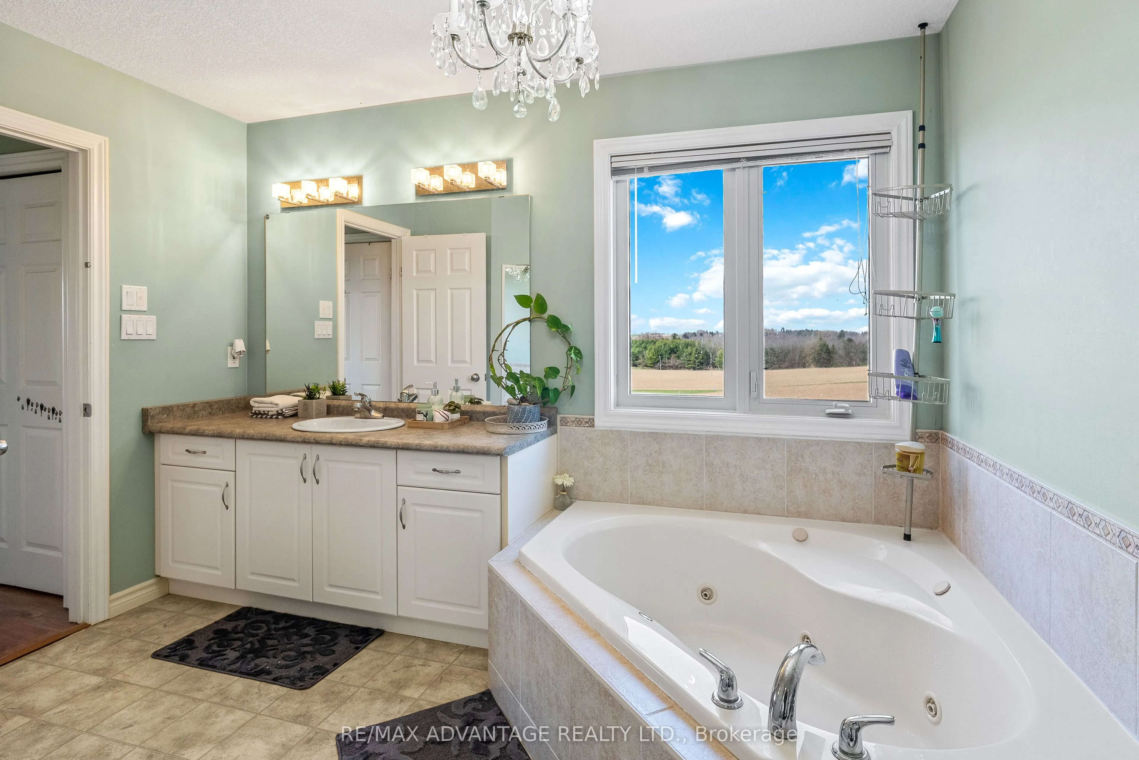 129 Thamesview Crescent
